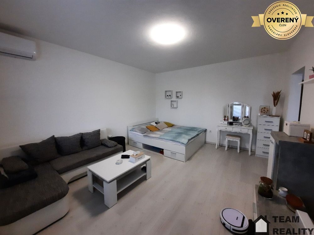 Prenájom novo zrekonštruovaný 1 izb byt BA IV Hlaváčikova ul. – foto 2