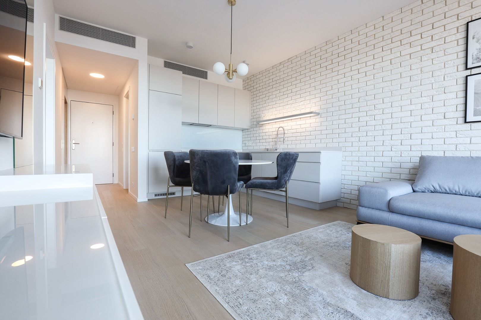 I PREDAJ - Západný 2‑i. byt, veža 2, výhľad na hrad, SKY PARK – foto 6