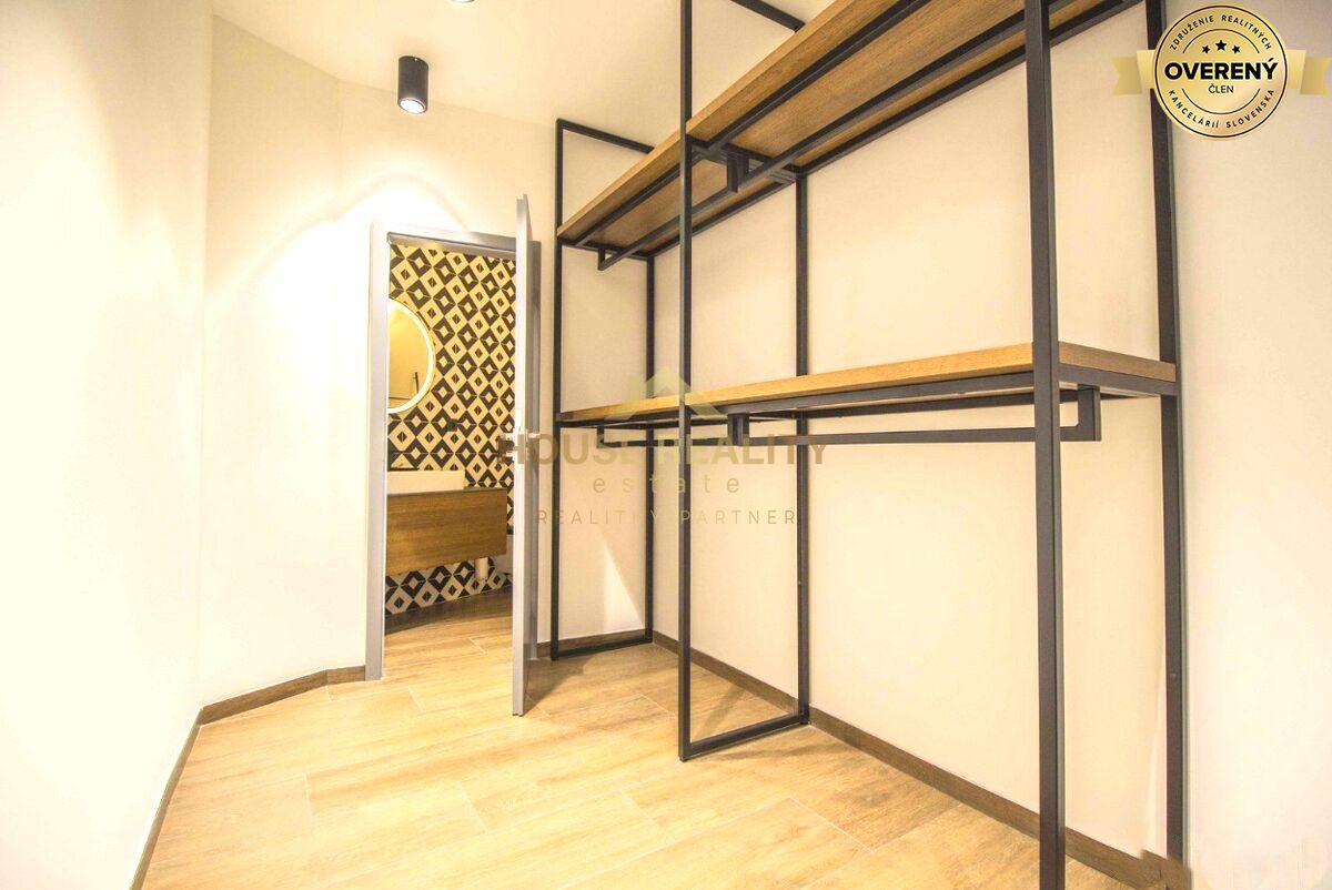 Veľký 2 izbový byt s wellness, Zámocká ulica, Bratislava I.Staré Mesto – foto 9