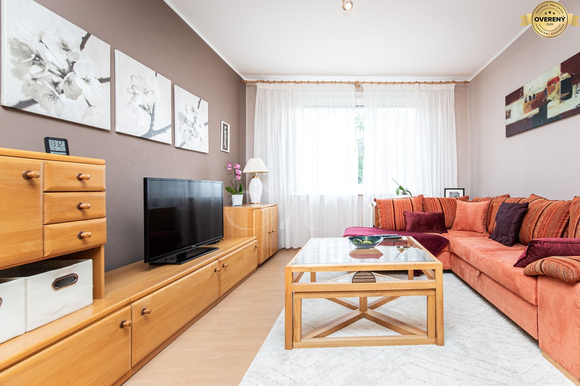 Príjemný priestranný 3i byt na prenájom – foto 2