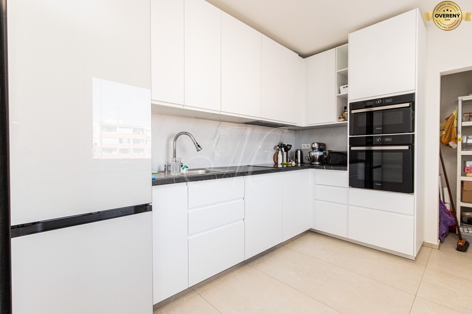 Priestranný svetlý 3i byt na prenájom – foto 4