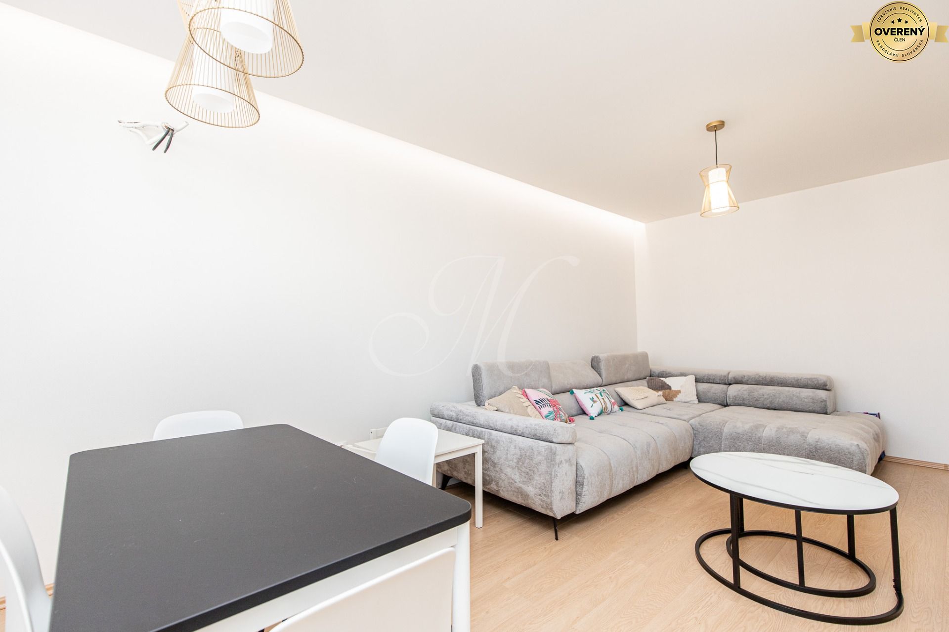 Priestranný svetlý 3i byt na prenájom – foto 3