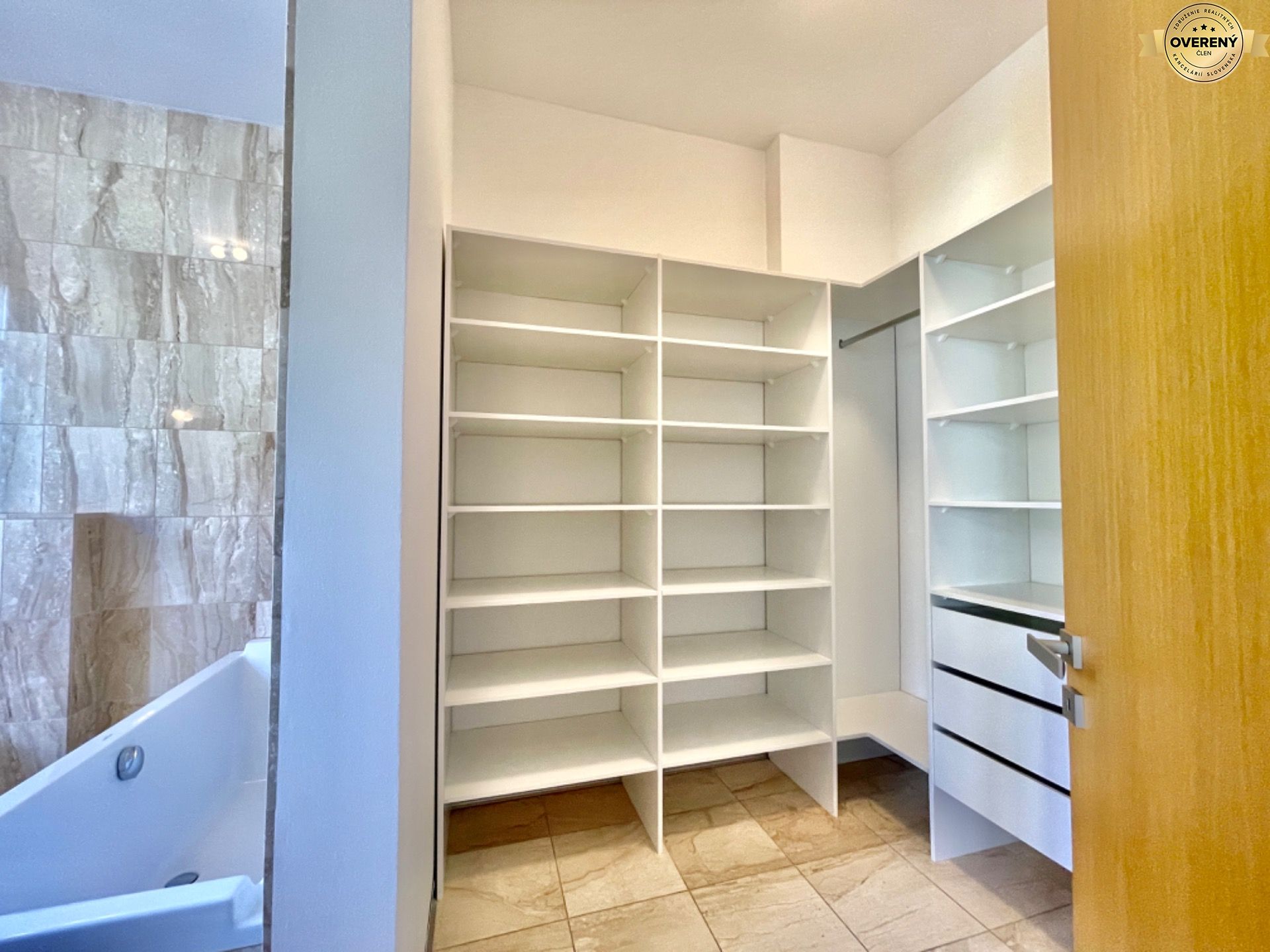 B2.15 Rezidenčný nadštandardný byt na ul. Hlboká – foto 6
