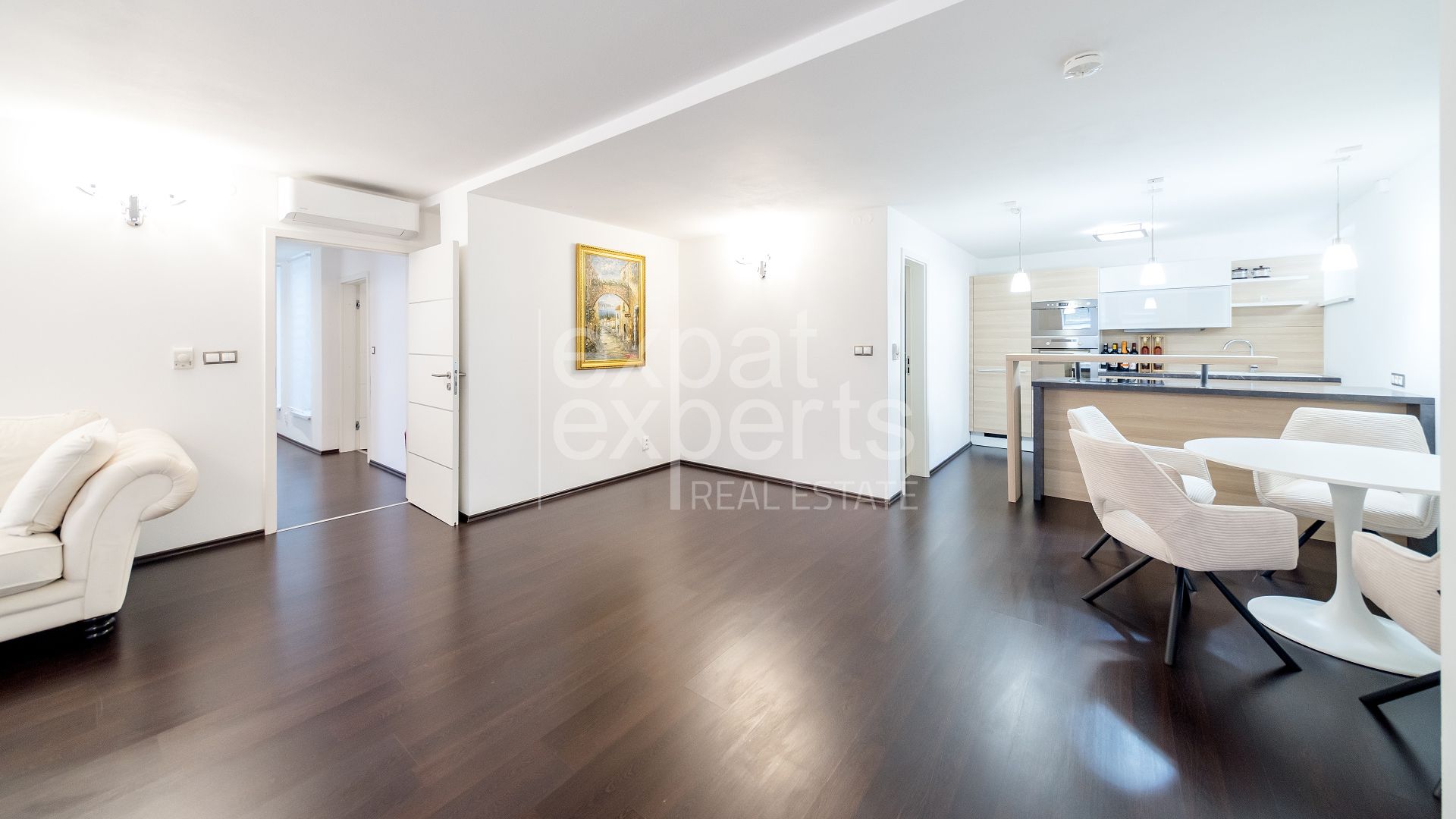 Pekný, moderný 3i byt 125 m2, klimatizácia, dve kúpeľne,v centre mesta – foto 2