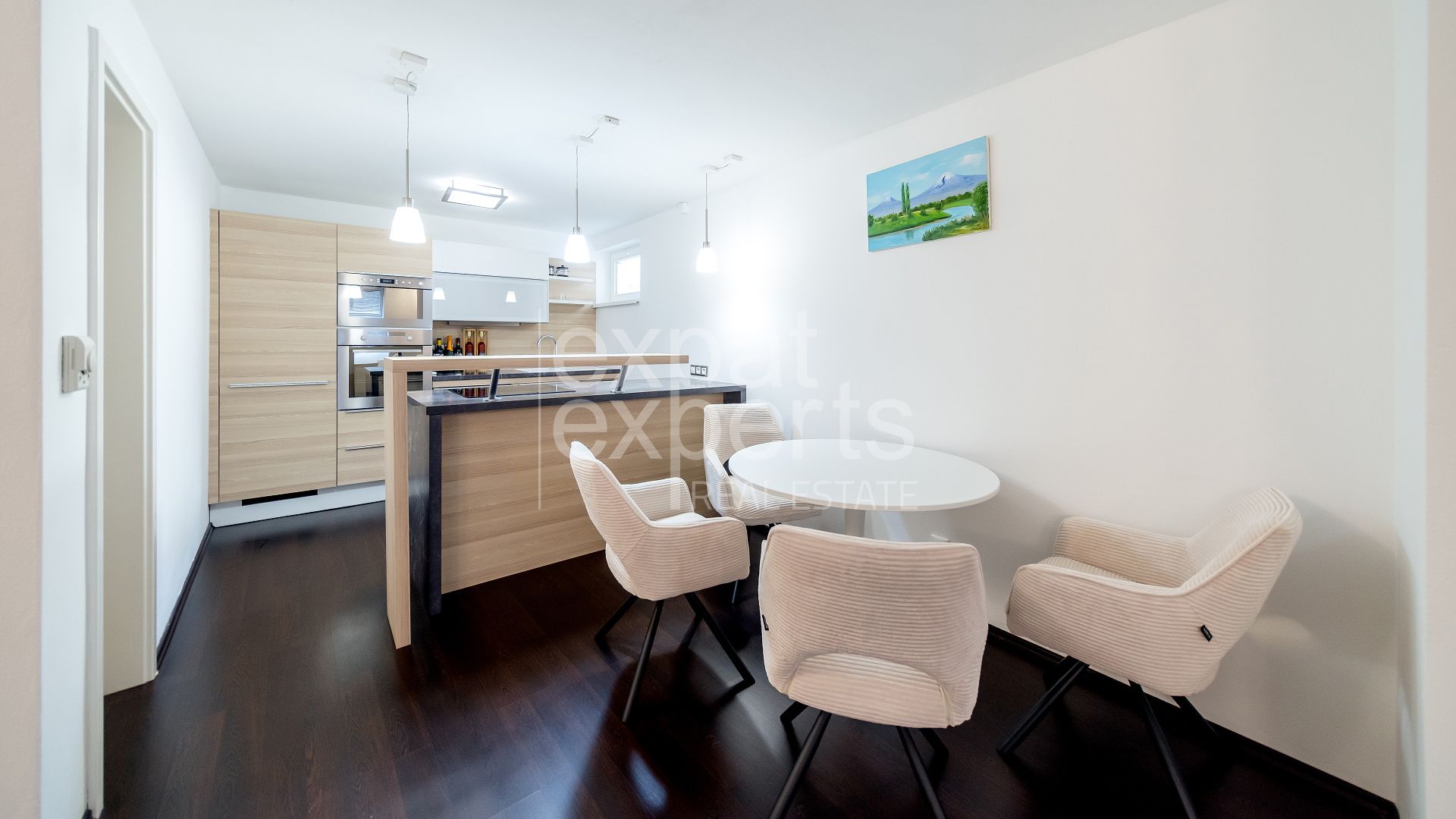 Pekný, moderný 3i byt 125 m2, klimatizácia, dve kúpeľne,v centre mesta – foto 4
