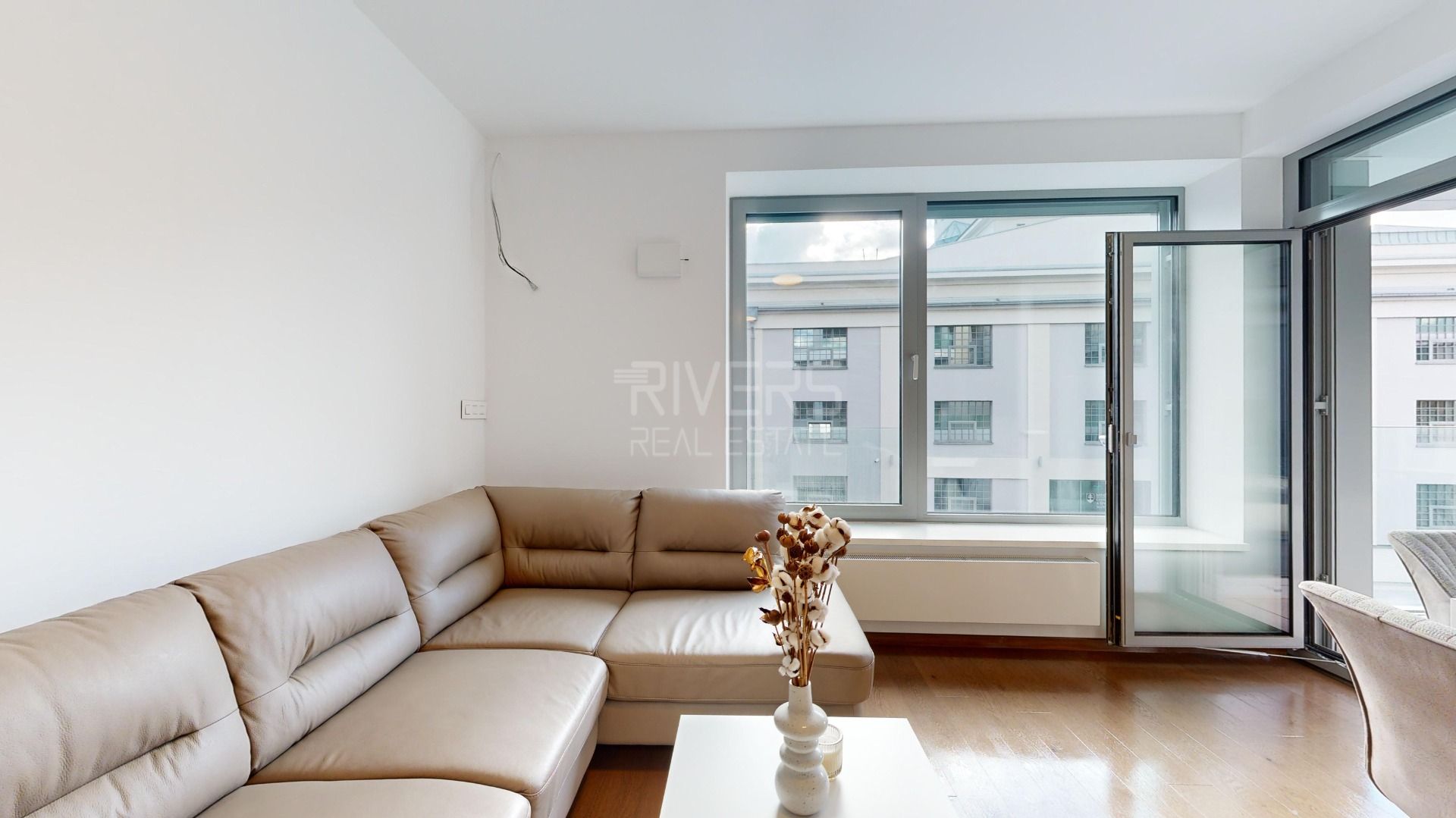 Eurovea RiverSide_Nadštandardný 2‑izbový byt – foto 4