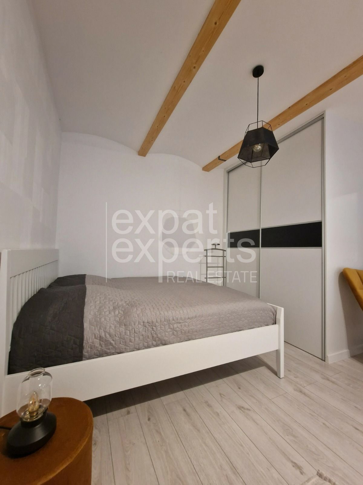 Veľmi pekný 1i byt 52m2, s terasou, priamo v centre mesta – foto 5