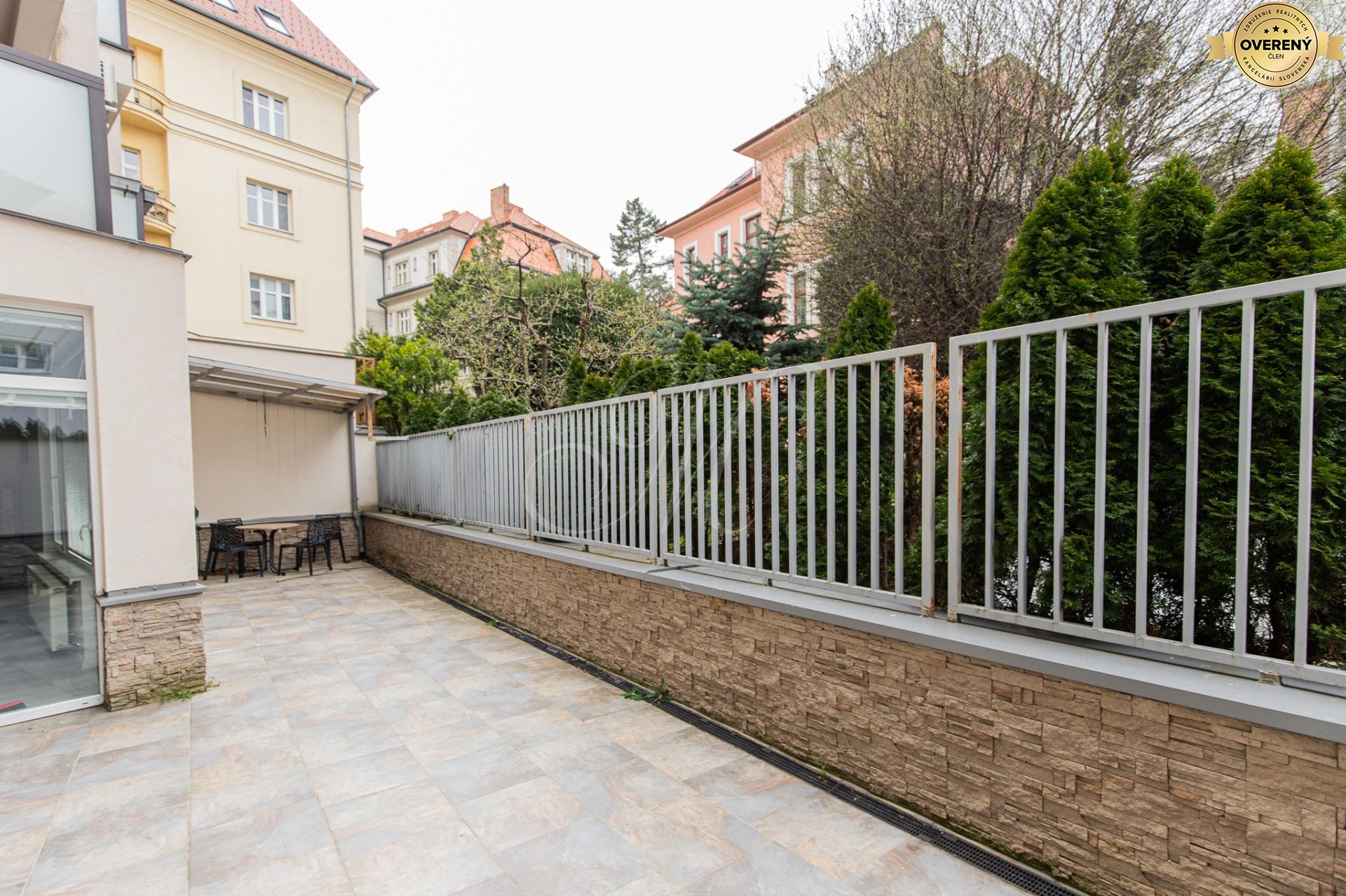 METROPOLITAN│Priestranný 2i byt s terasou v lukratívnej lokalite – foto 9