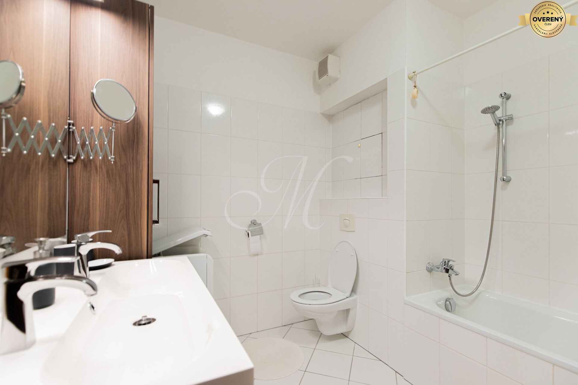 Štýlový 3i byt s balkónom a parkovacím miestom – foto 9