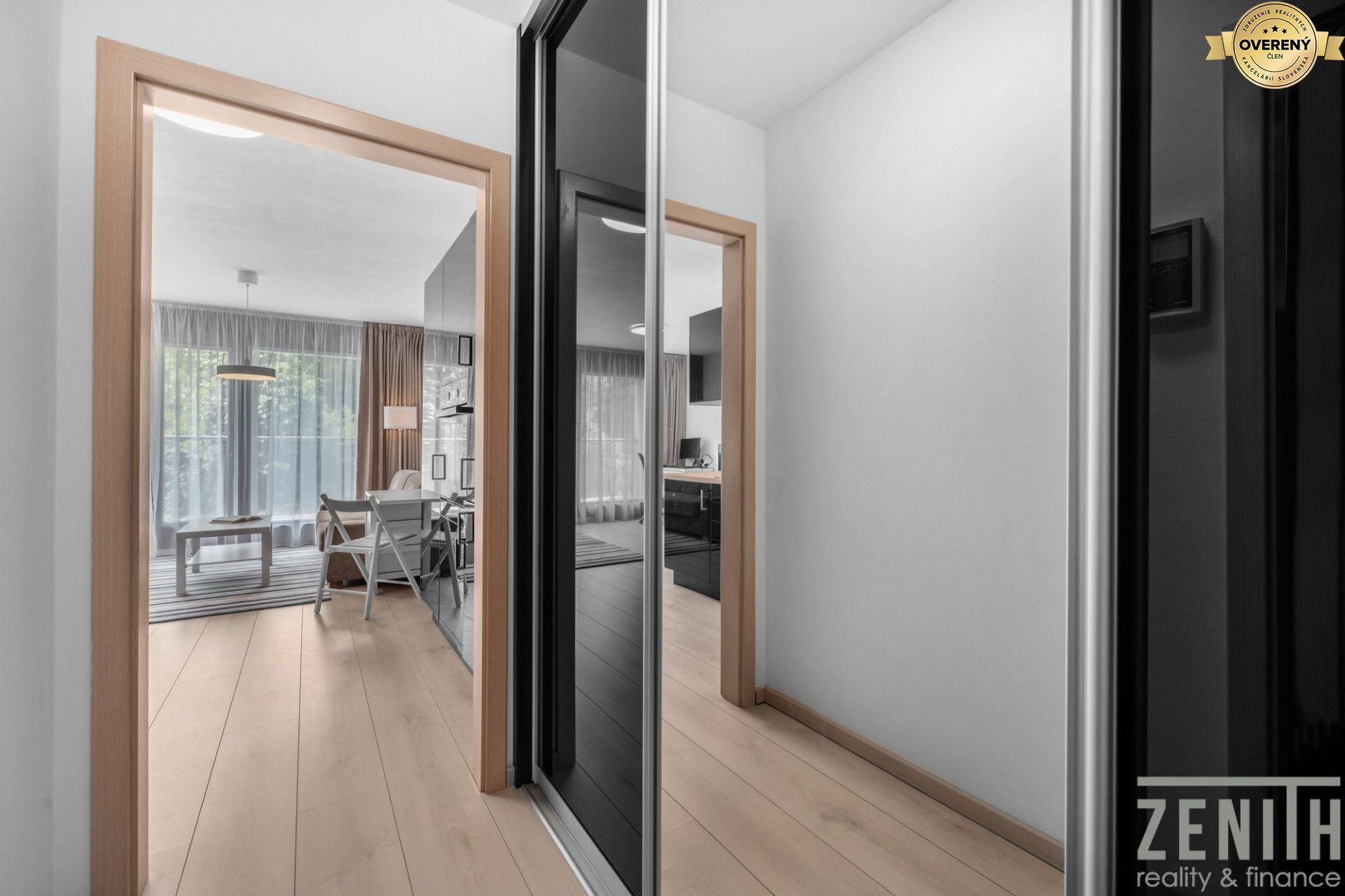 Na Prenájom - Moderný 1 izbový byt s parkovacím miestom – foto 10