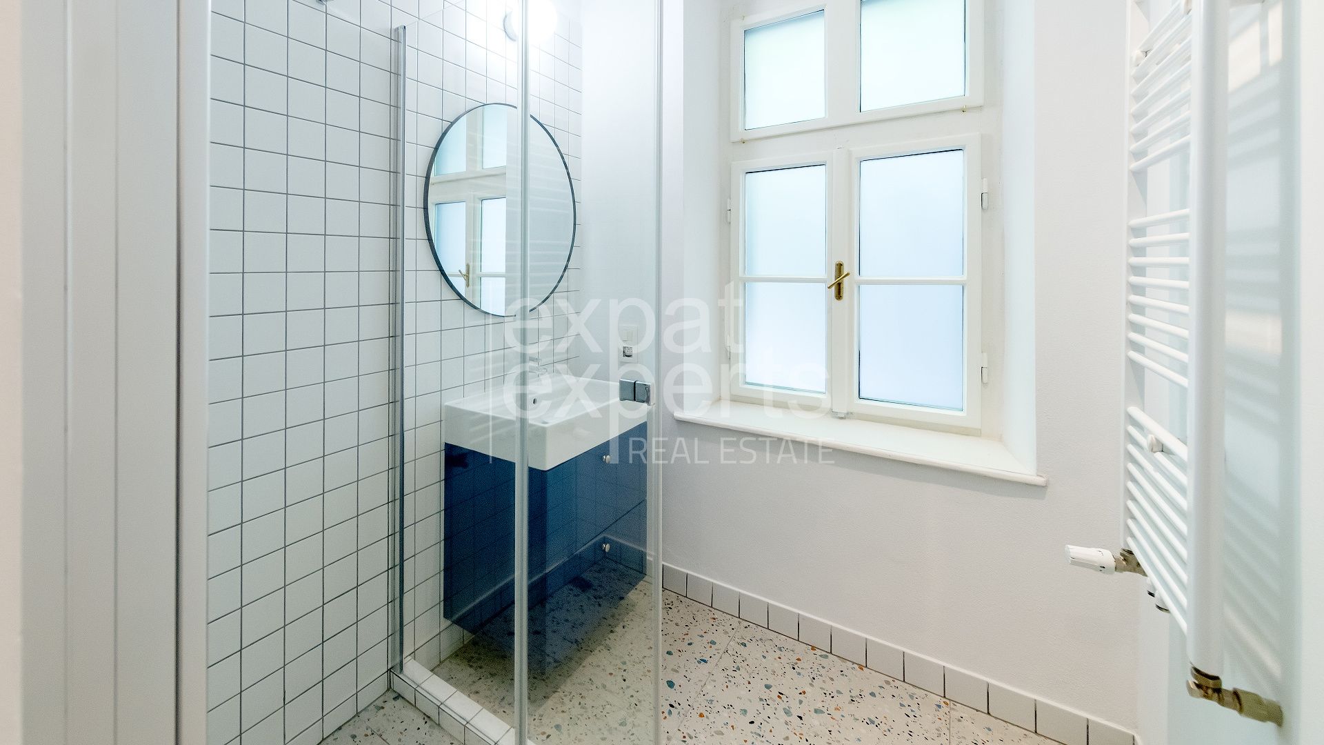 Krásny, dizajnový 2i byt 52 m2, po rekonštrukcií, pivnica – foto 9