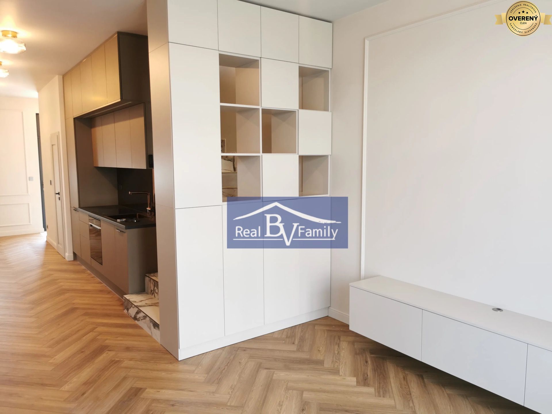 PREDAJ, OPÁLOVÁ, JAROVCE - 2 IZBOVÝ BYT – foto 2