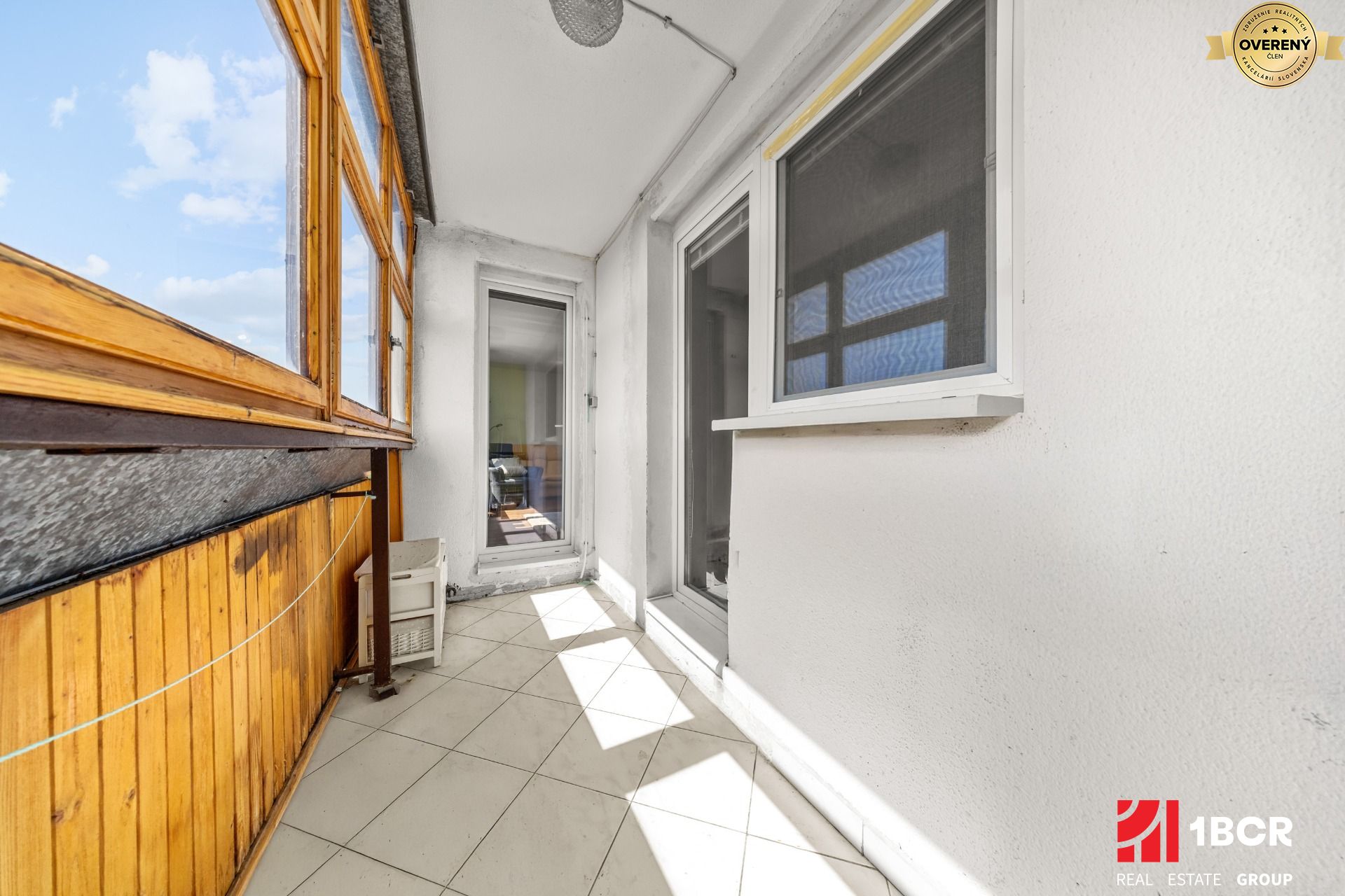 SLNEČNÝ, PRIESTRANNÝ 3-IZB. BYT,REKONŠTRUKCIA, LOGGIA, PIVNICA – foto 9
