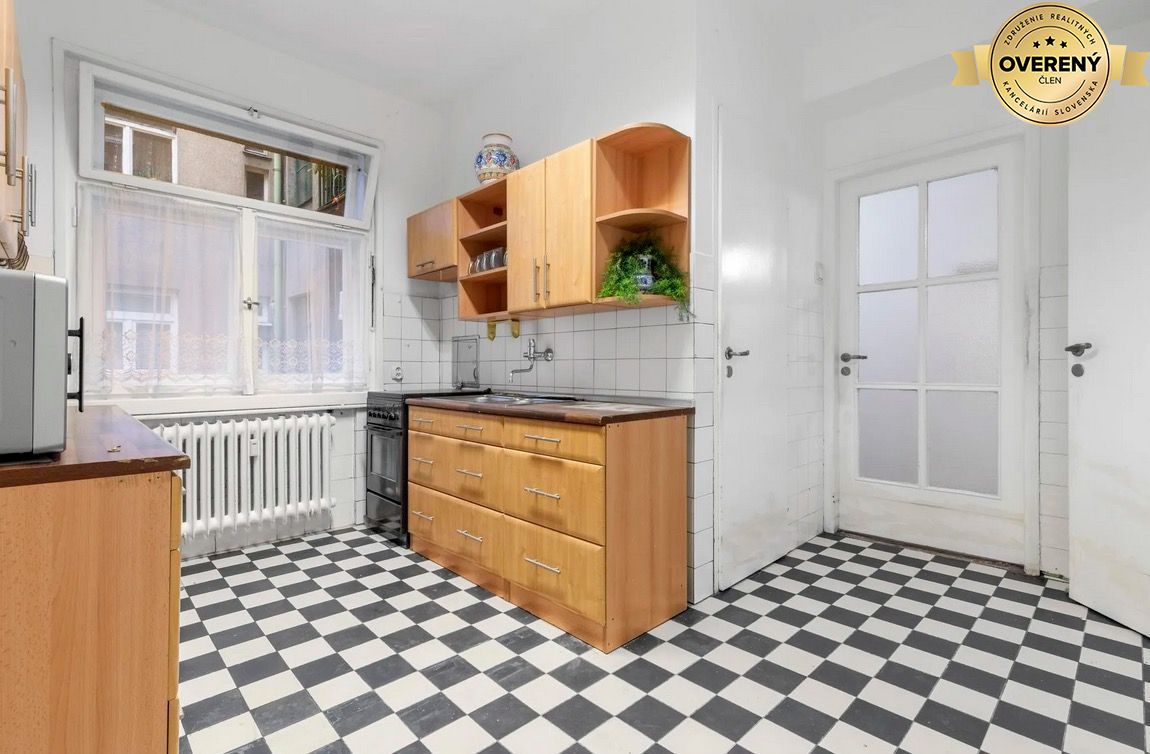 I Na predaj 4i byt v Starom meste Bratislavy – foto 9