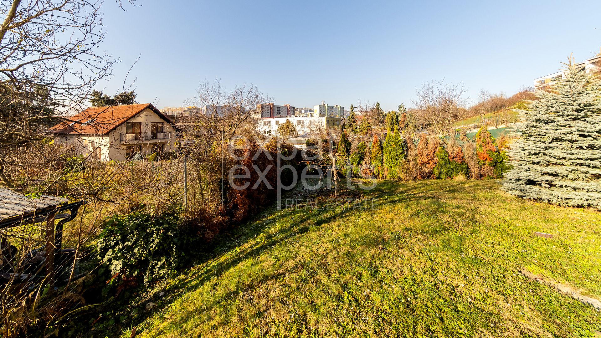 Výnimočný, slnečný 5i byt 183m2, terasa, parking, súkromný areál – foto 10