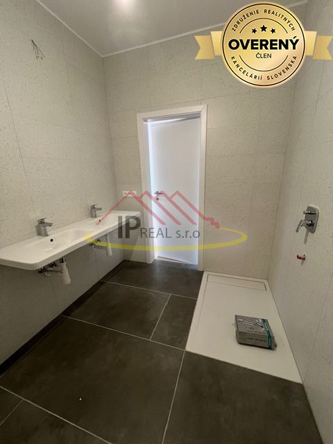 2i byt v novostavbe – foto 9