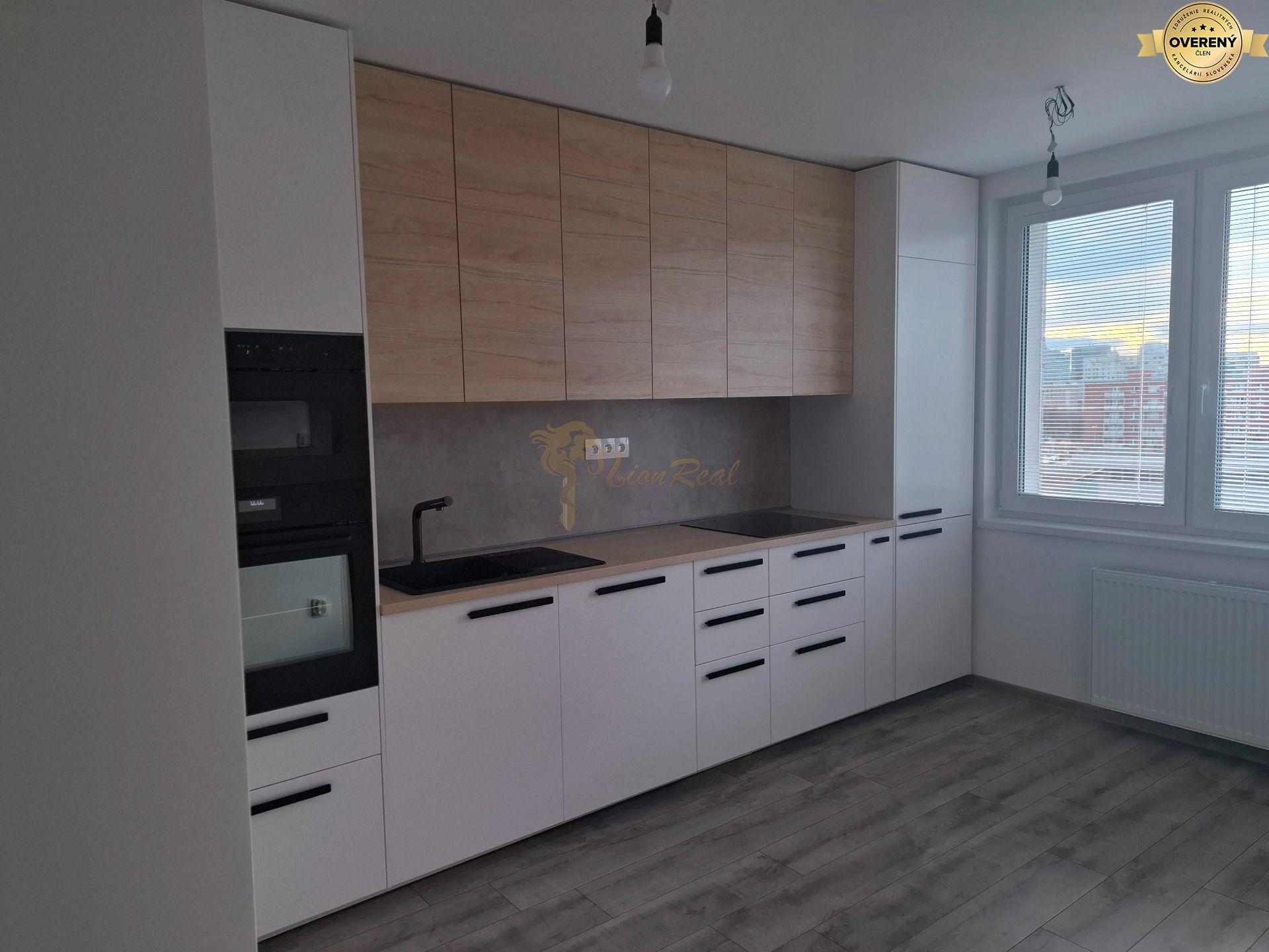 Veľký 3-izb. byt na Trávnikoch s balkónom, novozrekonštruovaný – foto 4