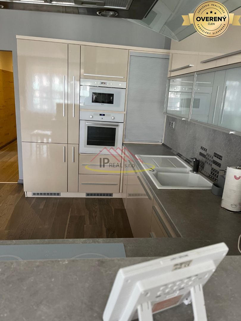 Prenájom priestranného 4i bytu na Jégeho ulici – foto 4