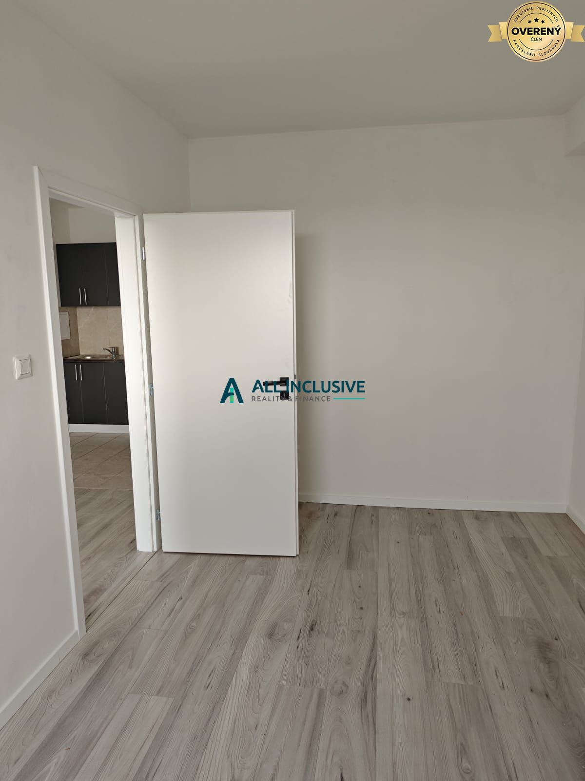 Na predaj 4i byt, prerobený na dva 2i, vhodný aj ako investícia – foto 5