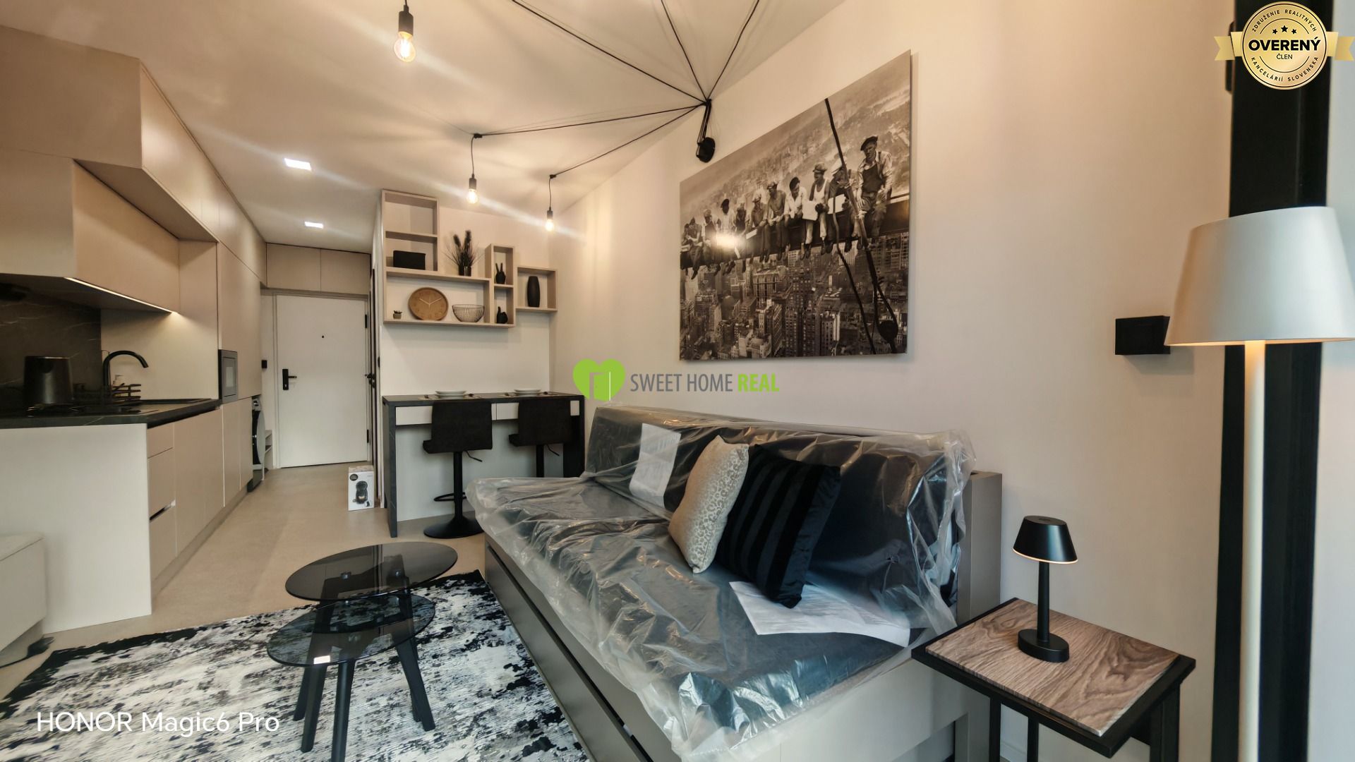 TOP! LUXURY Modern fully furnished 1-bedroom apartmen Košice- Terasa – foto 3