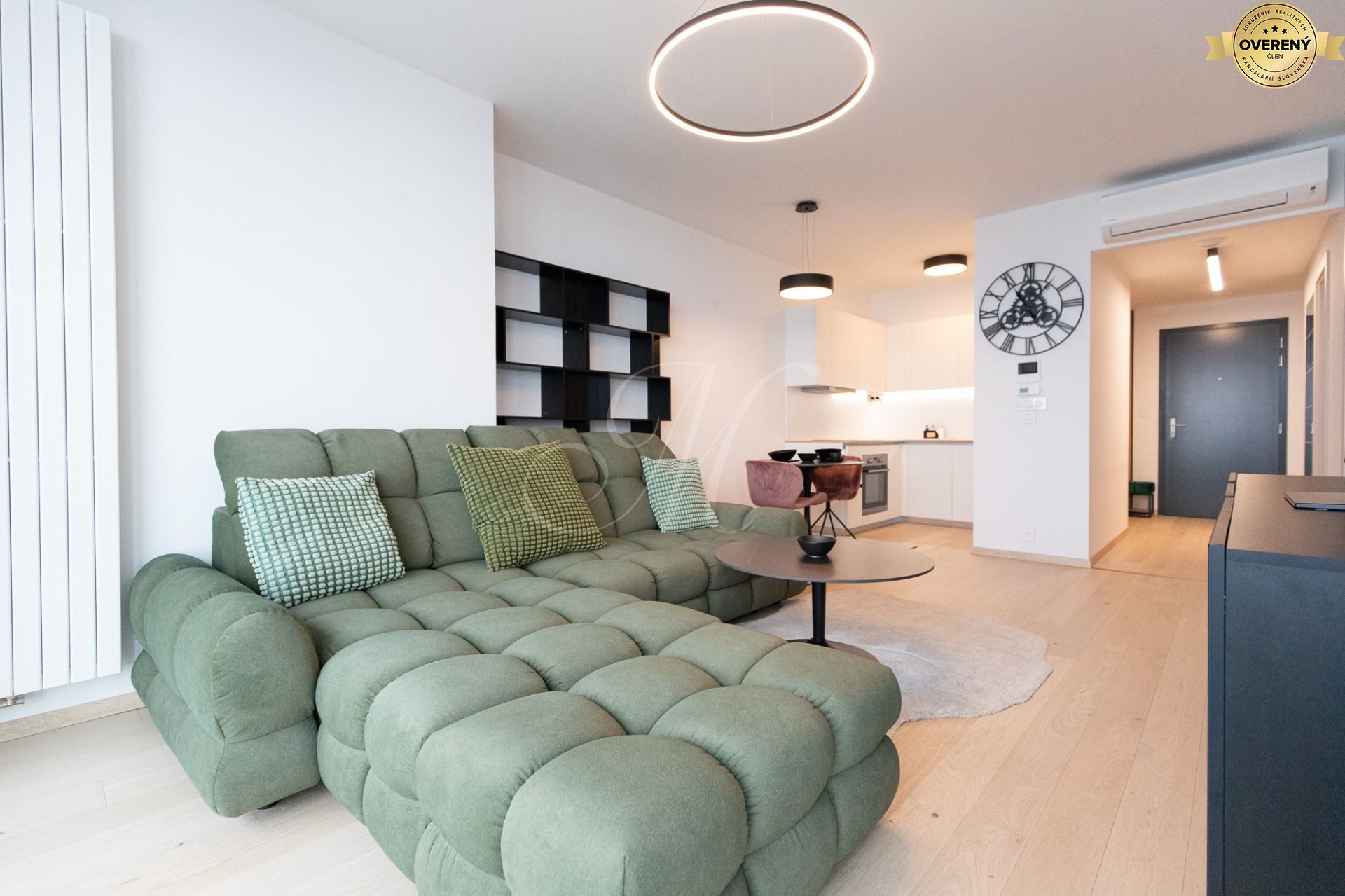 Nadštandardný 2i byt s výhľadom v Eurovea Tower – foto 2