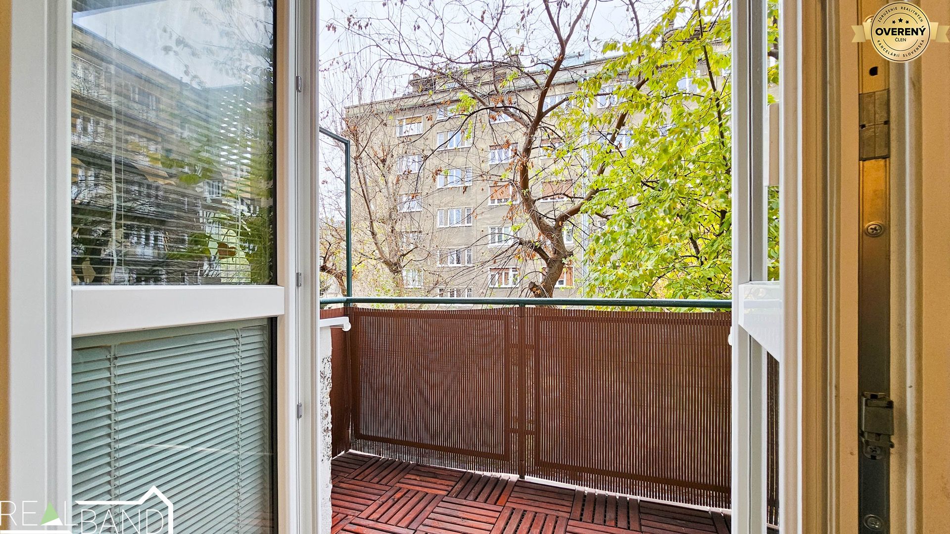 PREDAJ-VÝNIMOČNÝ, ZREKONŠTRUOVANÝ 3-IZBOVÝ BYT, BRATISLAVA-STARÉ MESTO – foto 9