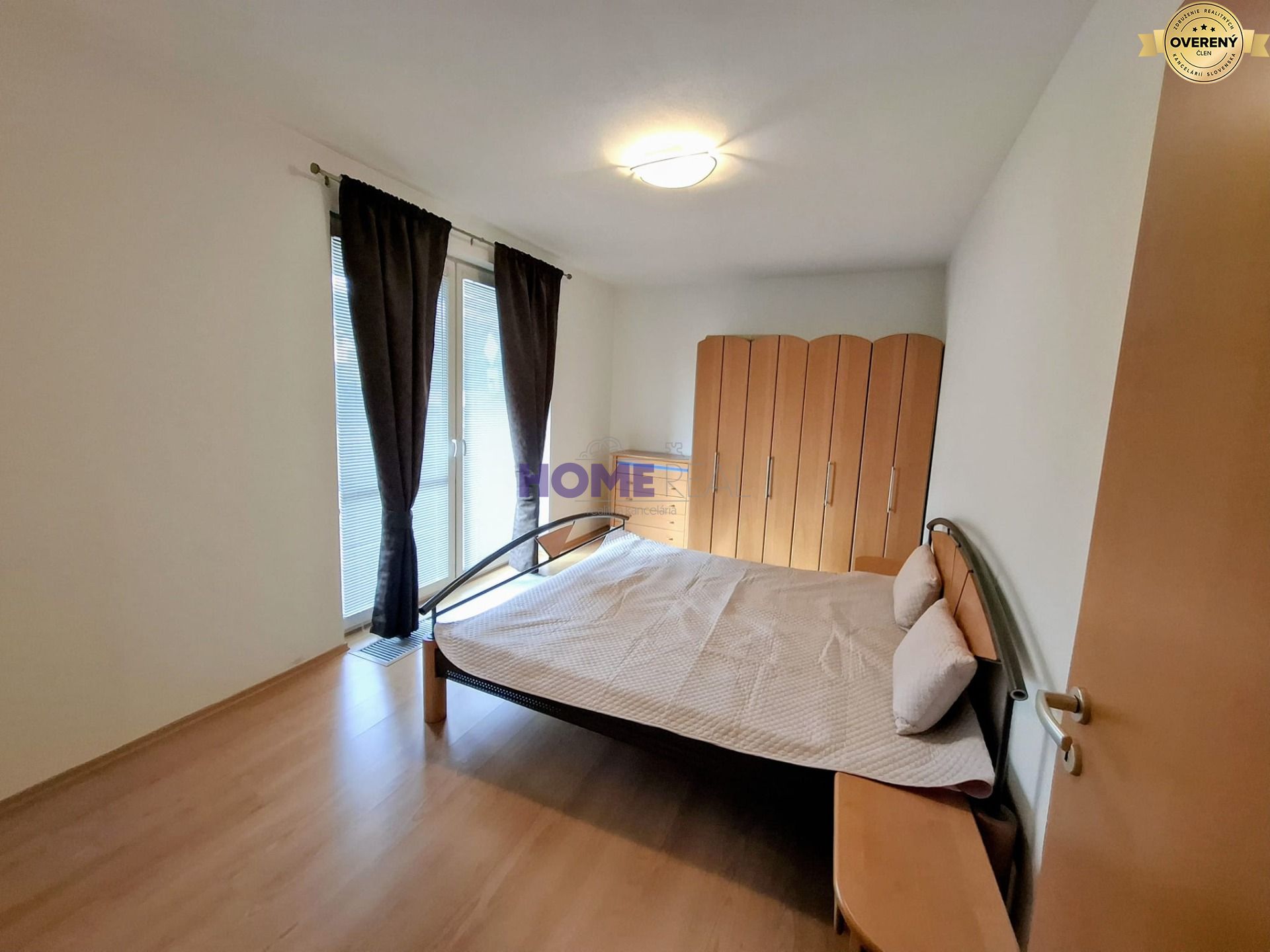 Priestranný 3 izb. byt vo vyhľadávanej lokalite na kolibe s parkovanim – foto 6