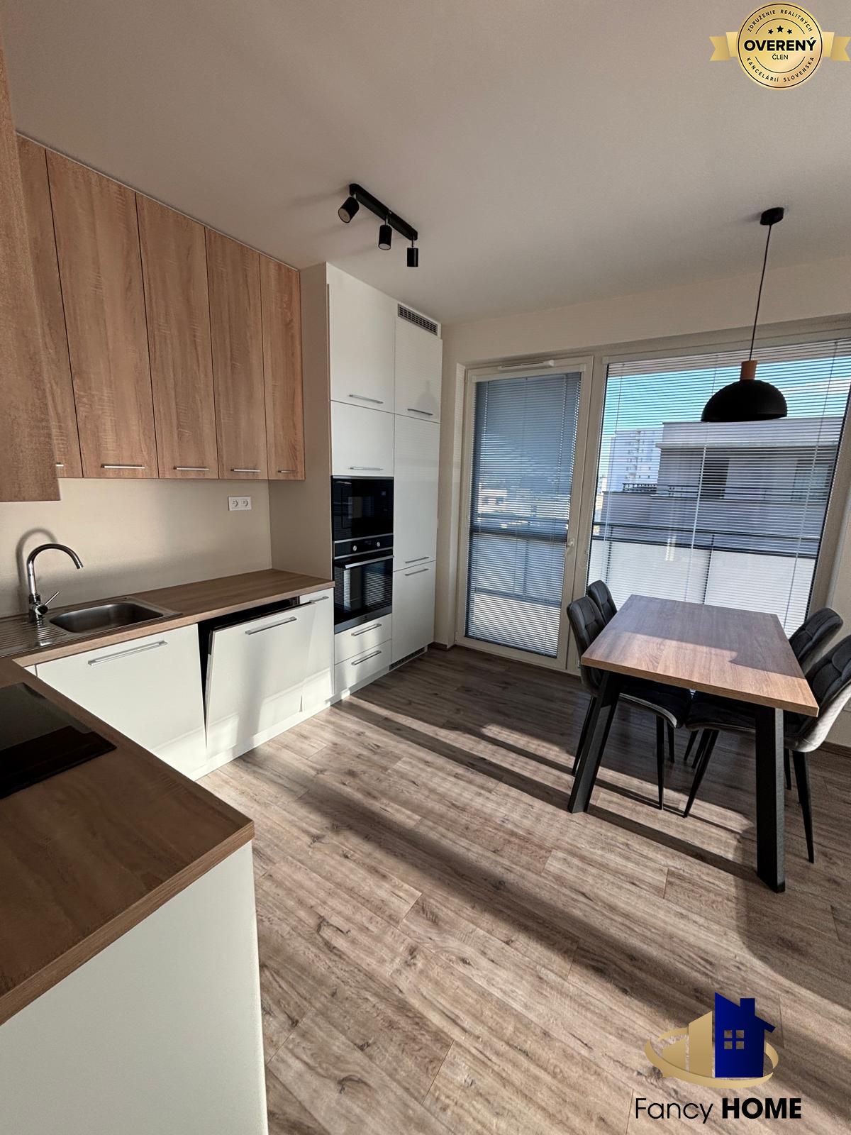 PRENÁJOM 3 izbový byt Košice Residence Albelli - Staré Mesto – foto 2