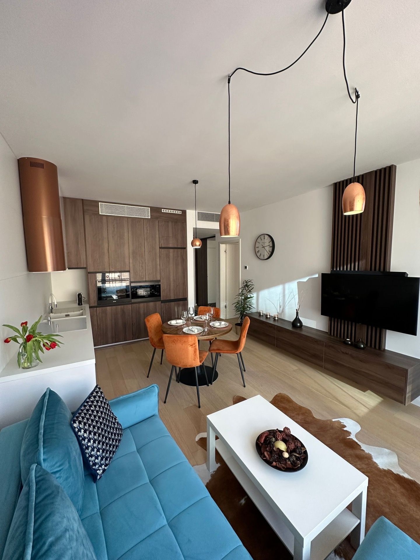 Prenájom 2‑izbový byt, 51m2,loggia, SKY PARK, veža I.