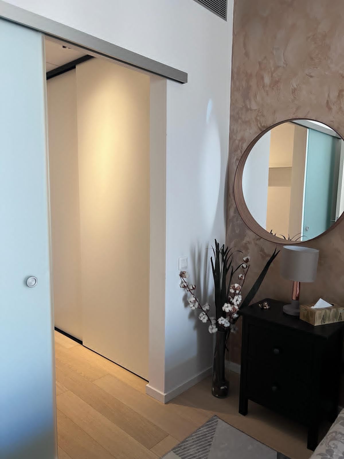 Prenájom 2‑izbový byt, 51m2,loggia, SKY PARK, veža I. – foto 7