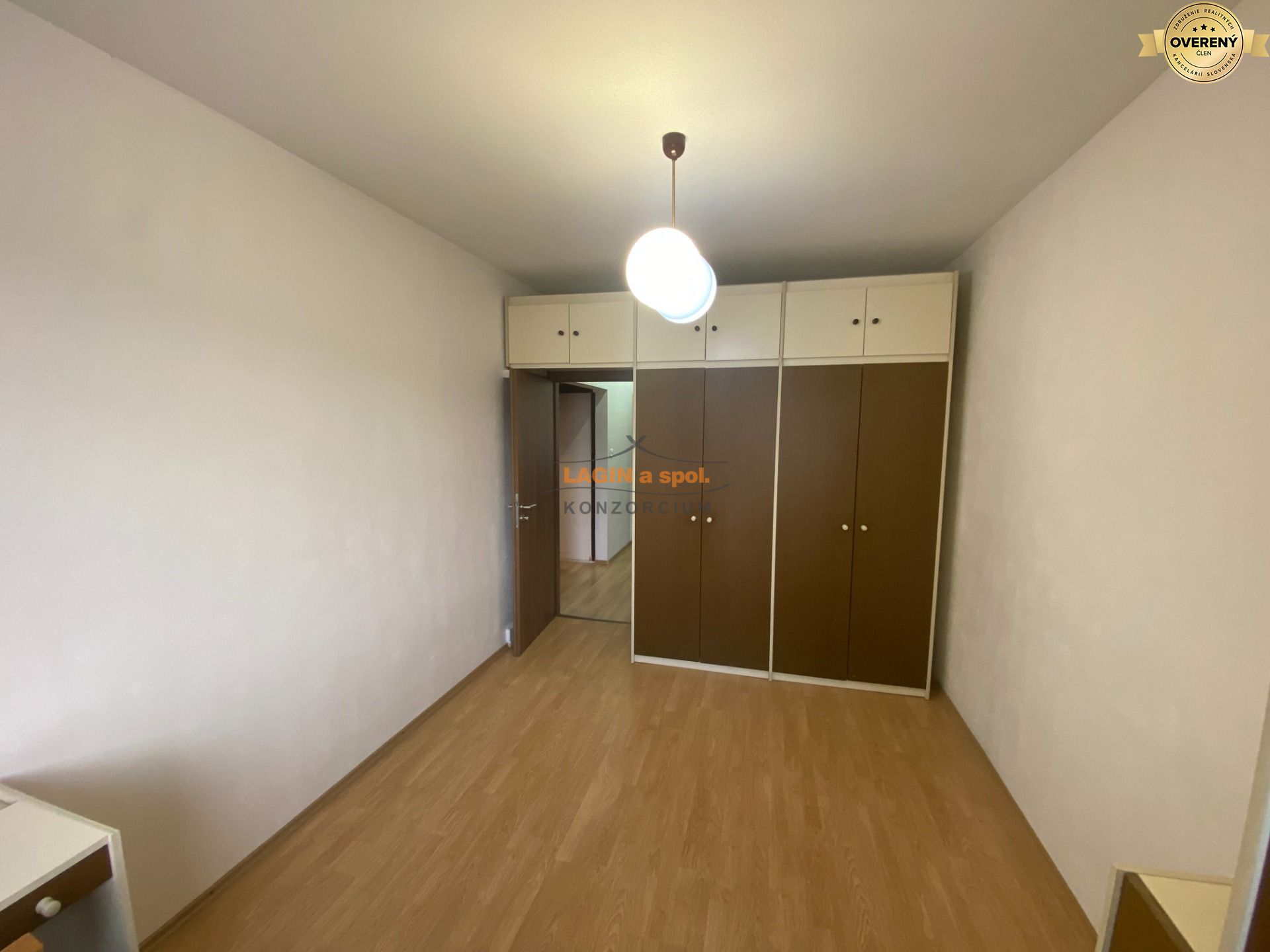 PRENÁJOM Samostatná izba v 3 izbovom byte, Čordákova, KVP – foto 2
