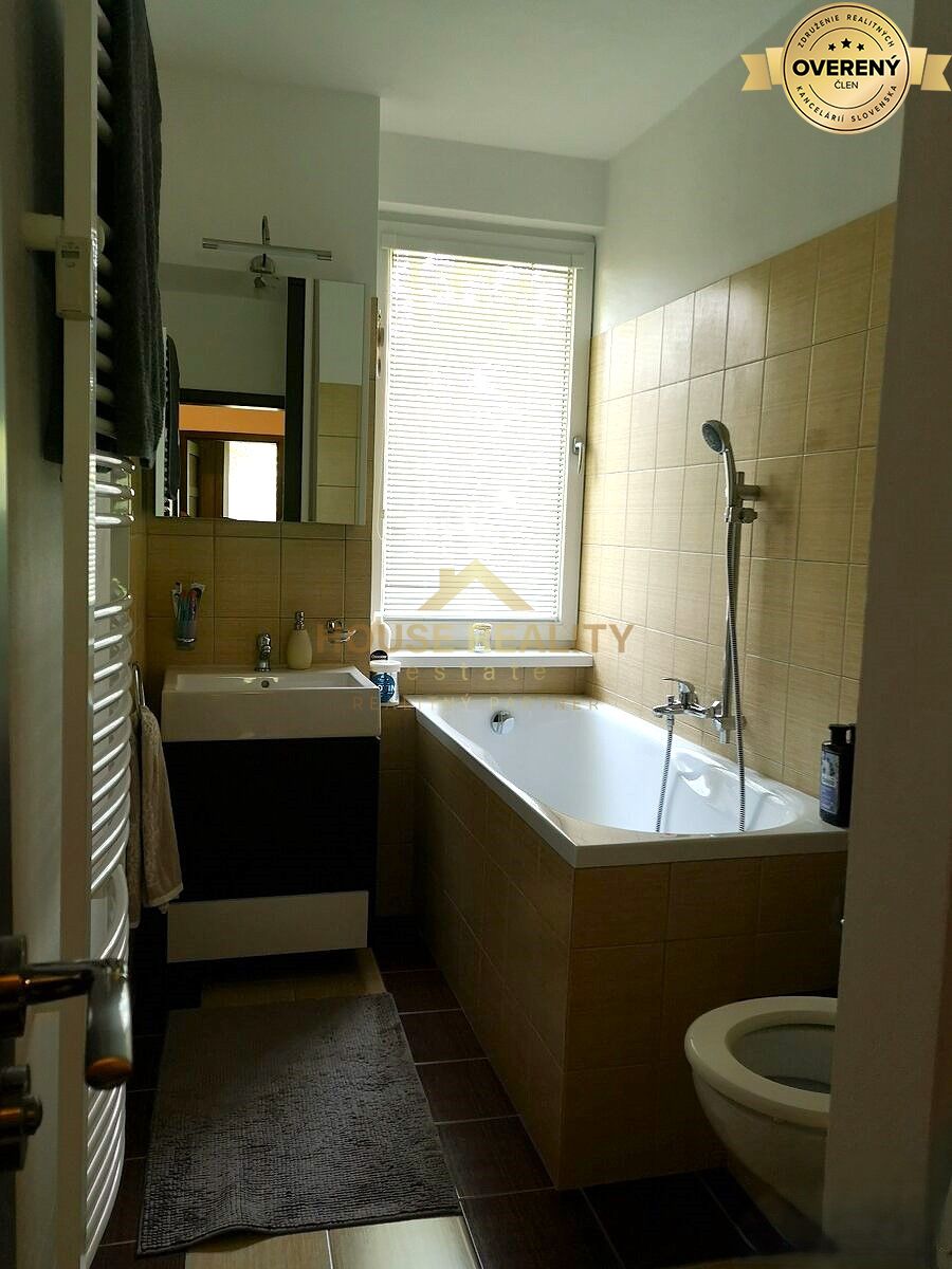Prenájom 2 izbový byt, Rumančeková ulica, Bratislava II. Ružinov – foto 5
