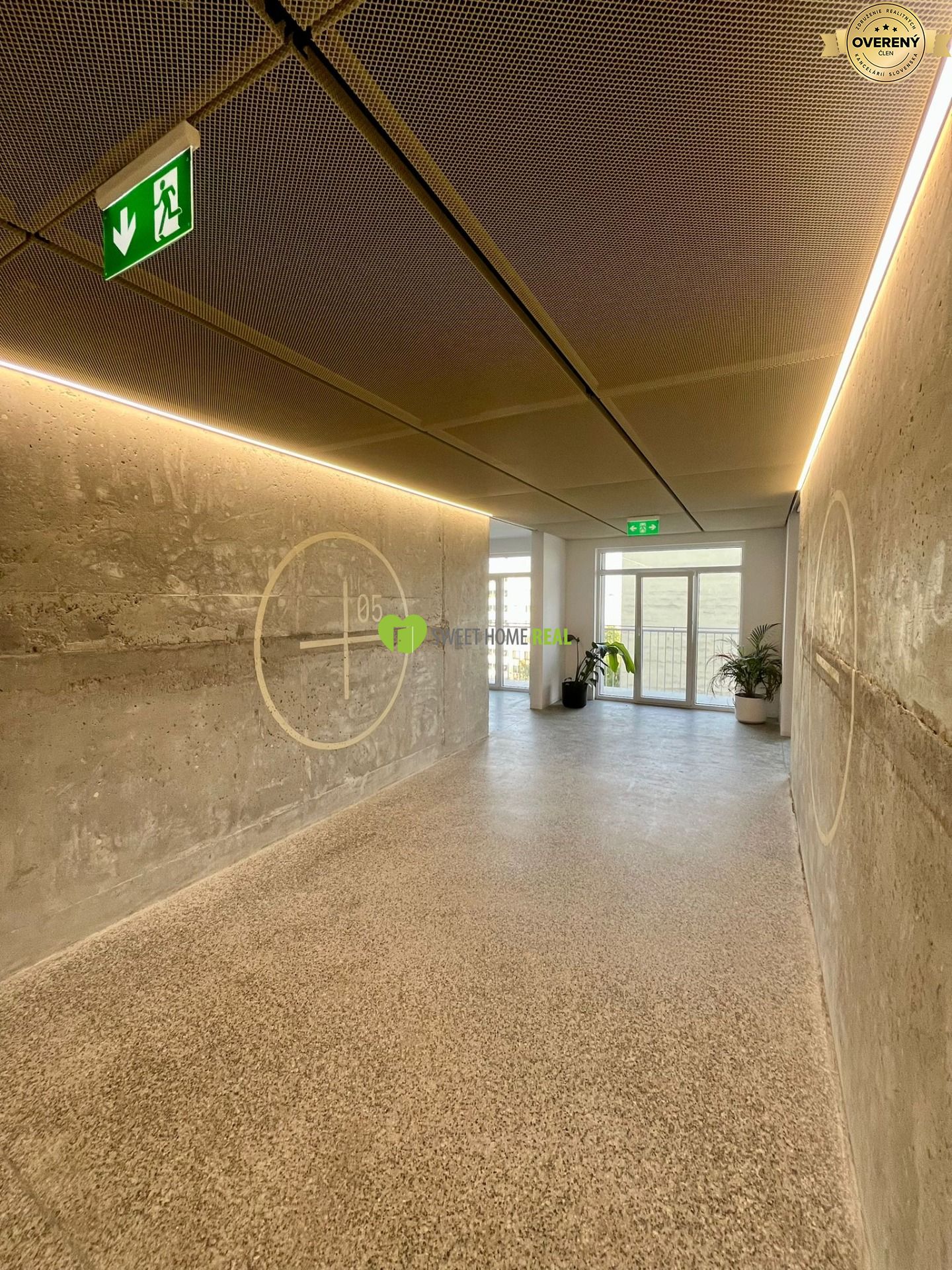 REZERVOVANÝ Na prenájom 2i luxusný zariadený byt na Terase – foto 9