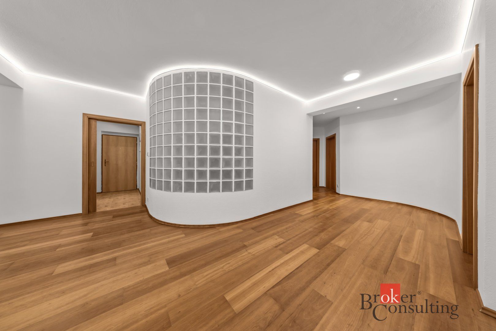 3-izbový byt s terasou pár krokov od centra mesta – foto 10