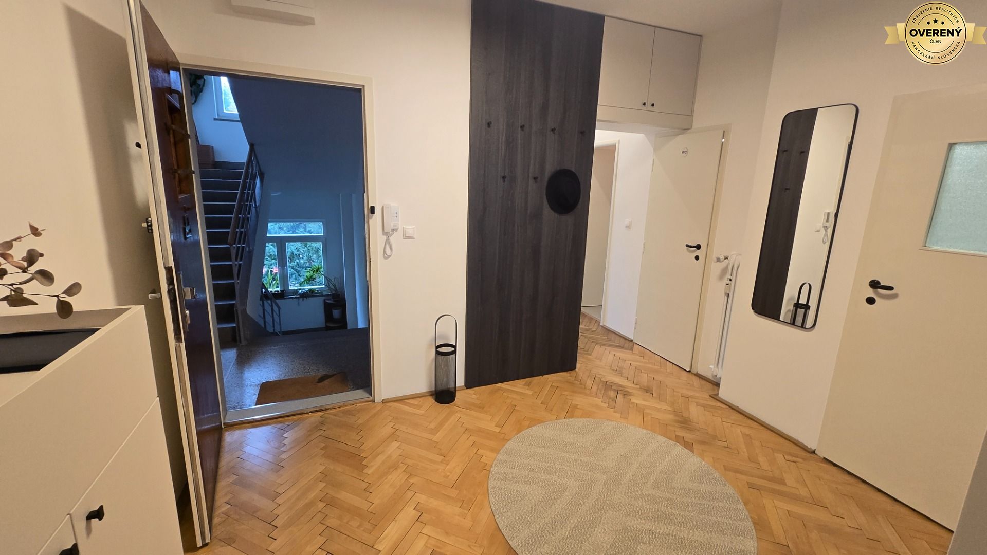 Staré Mesto · Prerobený 2 izbový byt na Panenskej – foto 3