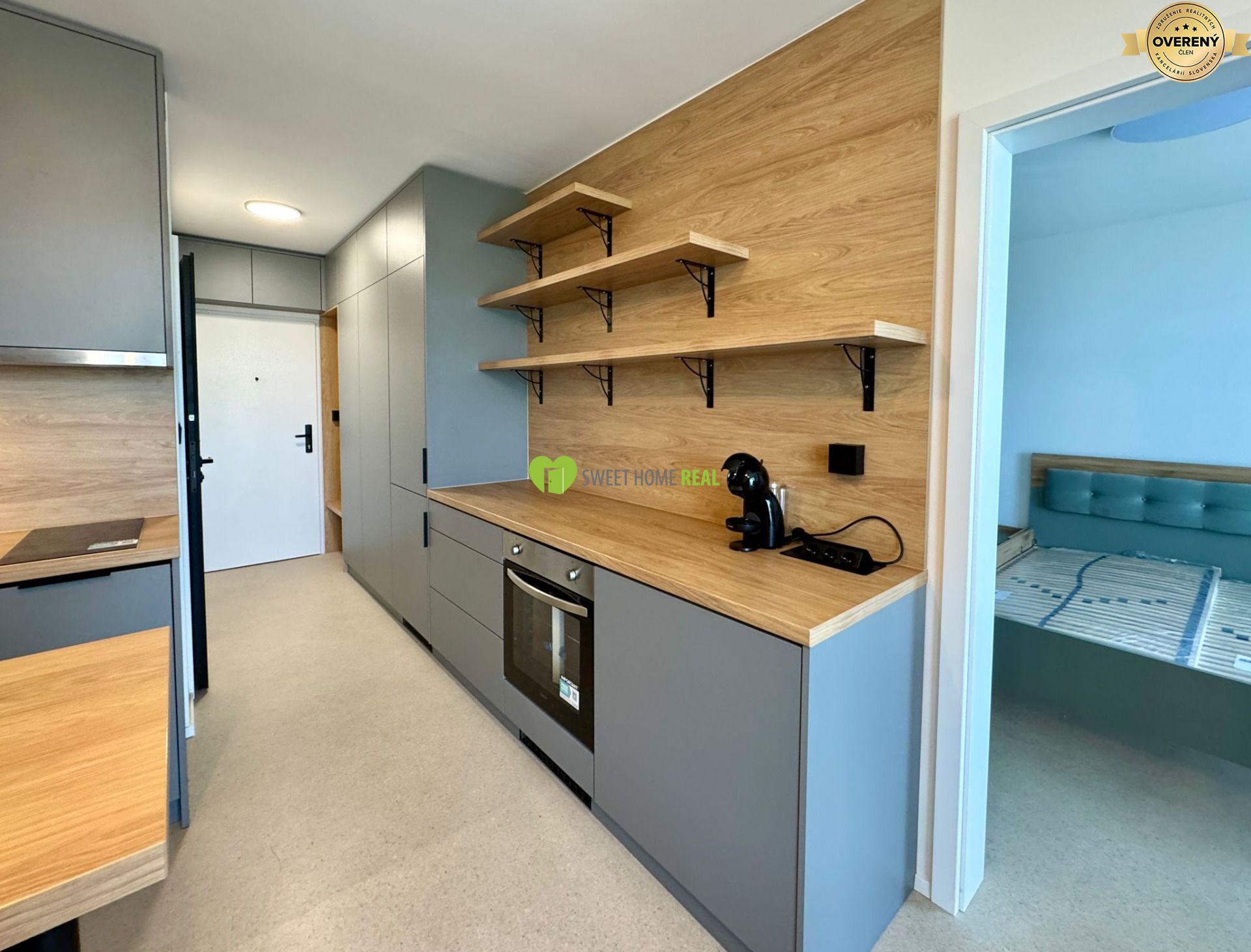 REZERVOVANÝ Na prenájom 2i luxusný zariadený byt na Terase – foto 10