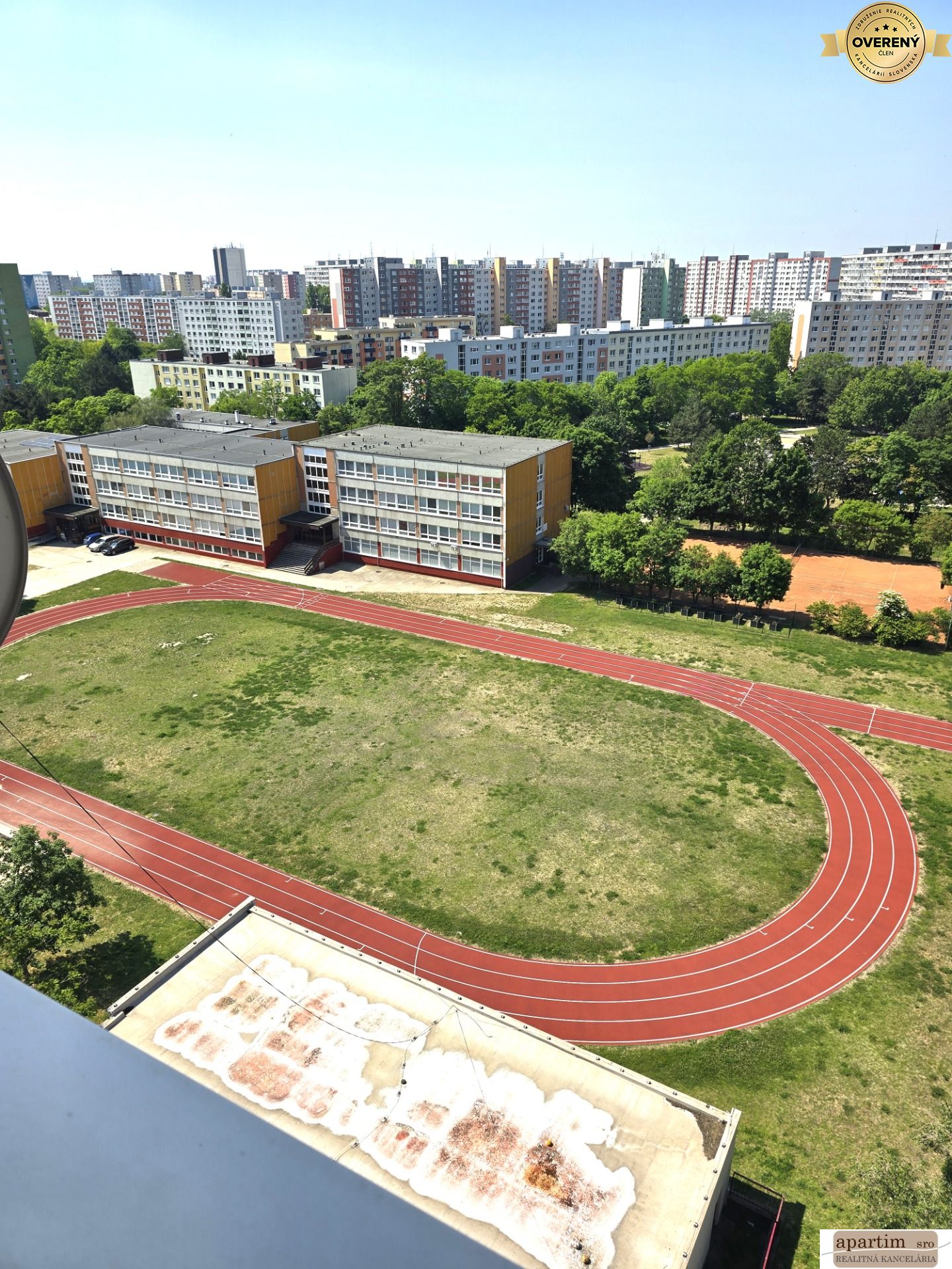 REZERVOVANÉ !! Priestranný 3 izb. byt na Nám.Hraničiarov – foto 7