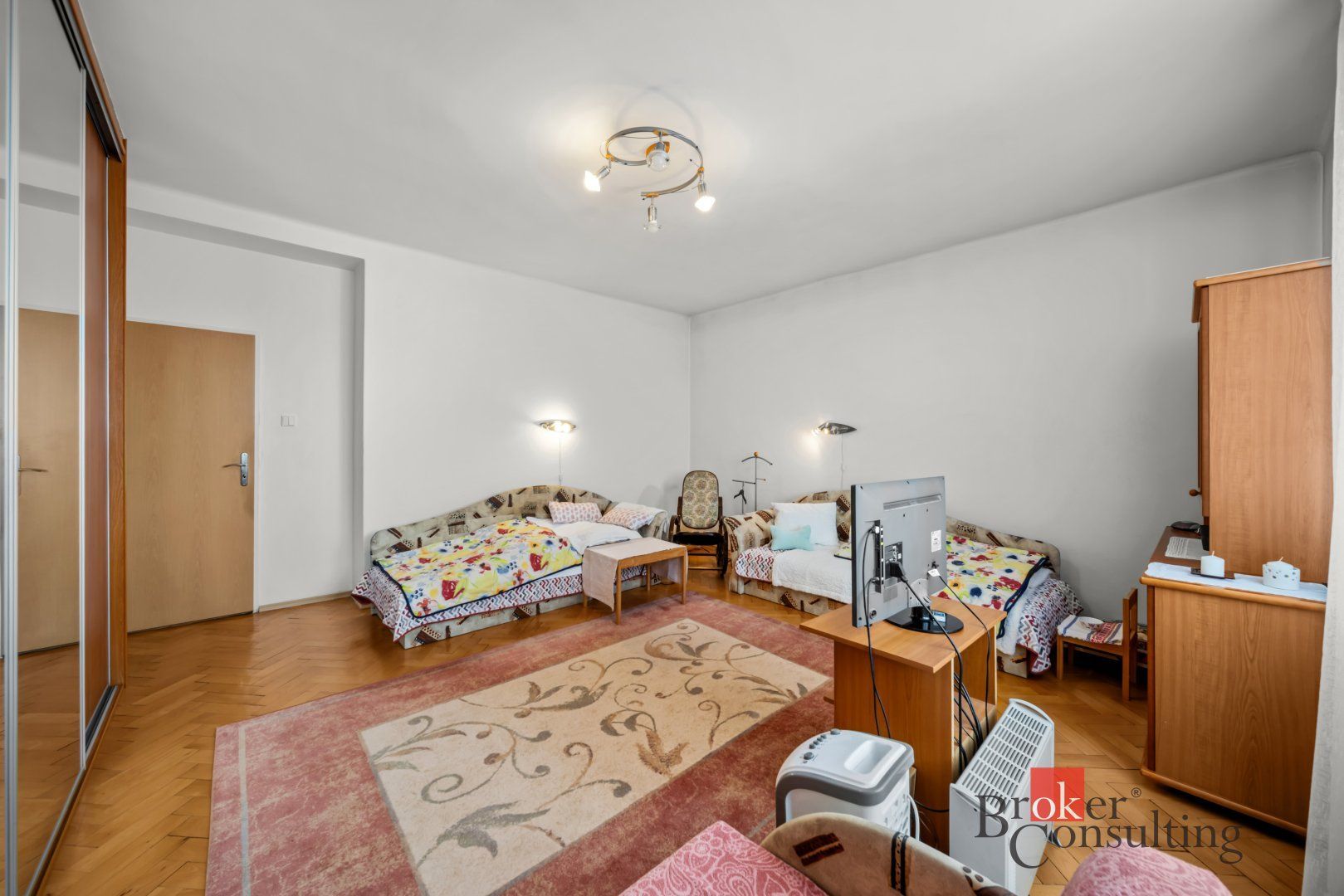 Veľkorysý 4 izbový byt na Dulovom námestí - Nivy, Bratislava – foto 9