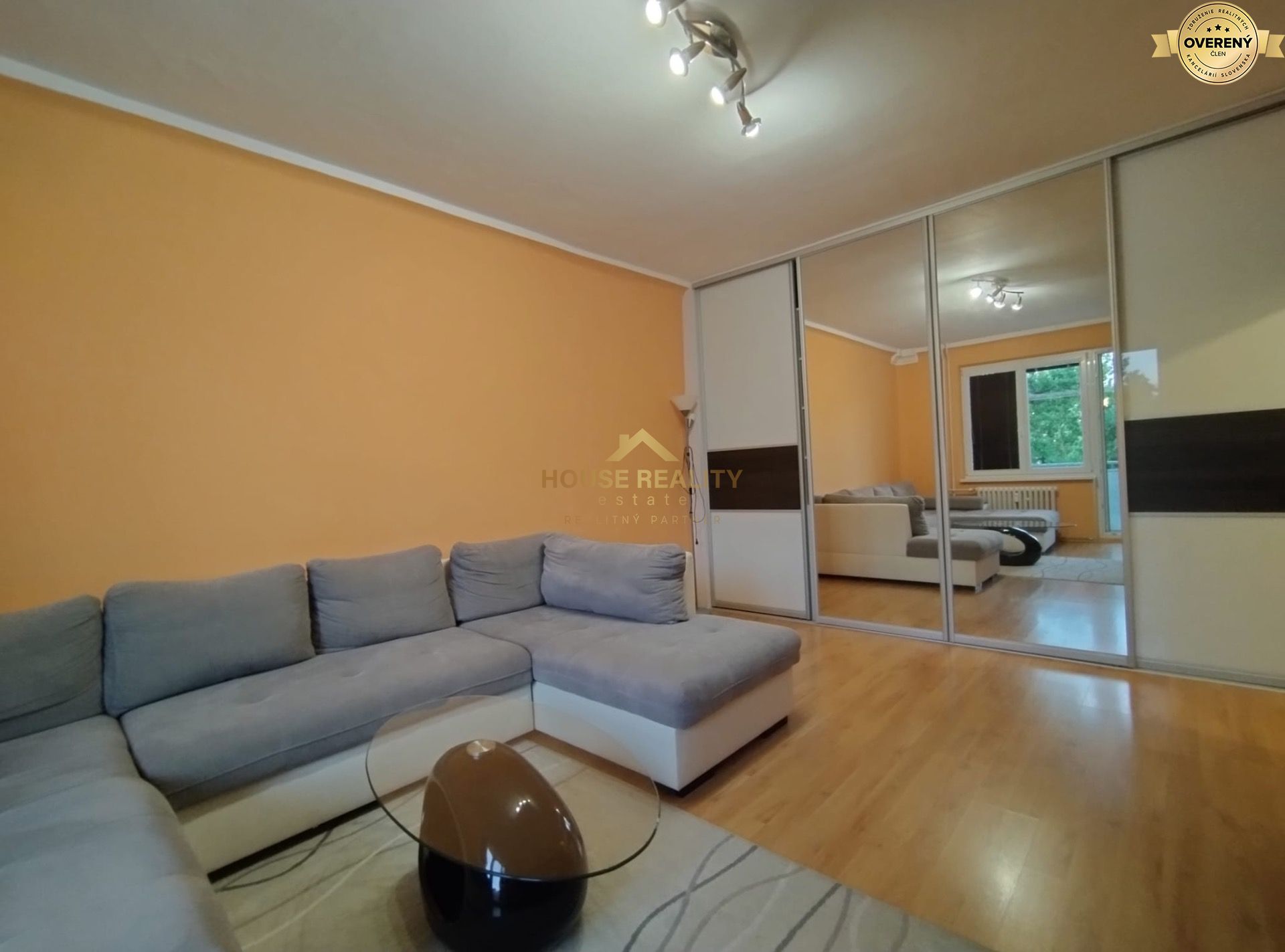 Prenájom pekný 1,5 izbový byt, Ostredková ulica, Bratislava II Ružinov – foto 2