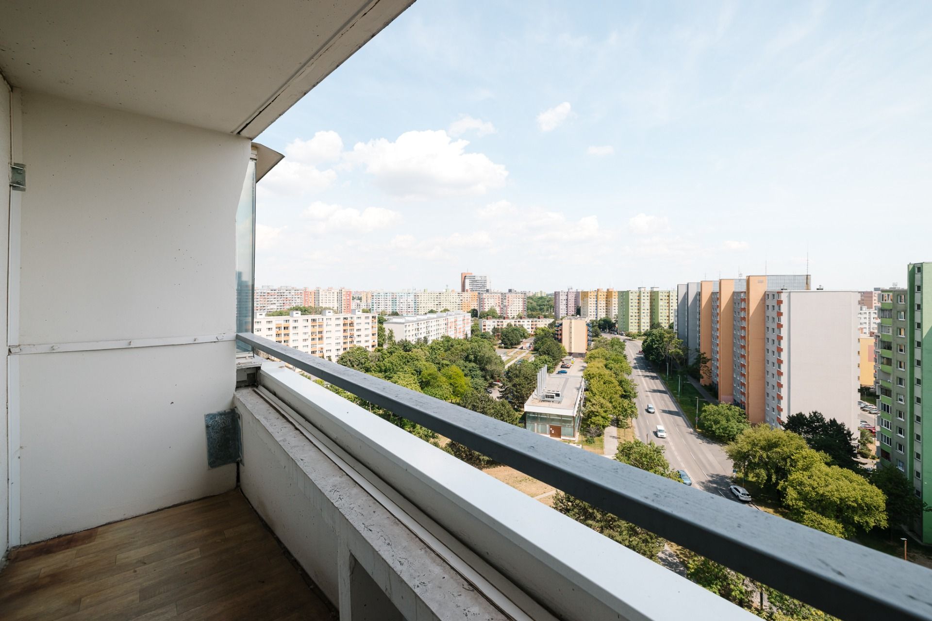 VEĽKÝ 52m 2i slnečného bytu pri Chorvátskom ramene, BA V – foto 9