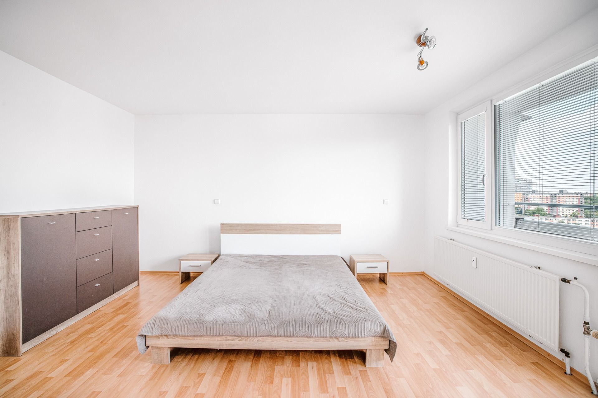 VEĽKÝ 52m 2i slnečného bytu pri Chorvátskom ramene, BA V – foto 5
