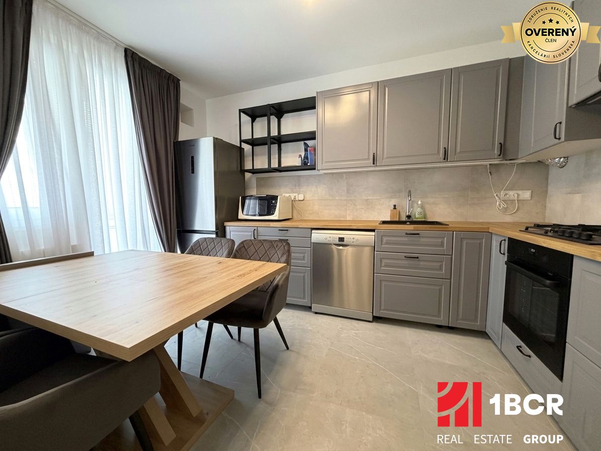 KOMPLETNE ZARIADENÝ 3-IZB. BYT, PARKOVANIE, KLÍMA, GEMERSKÁ UL – foto 3