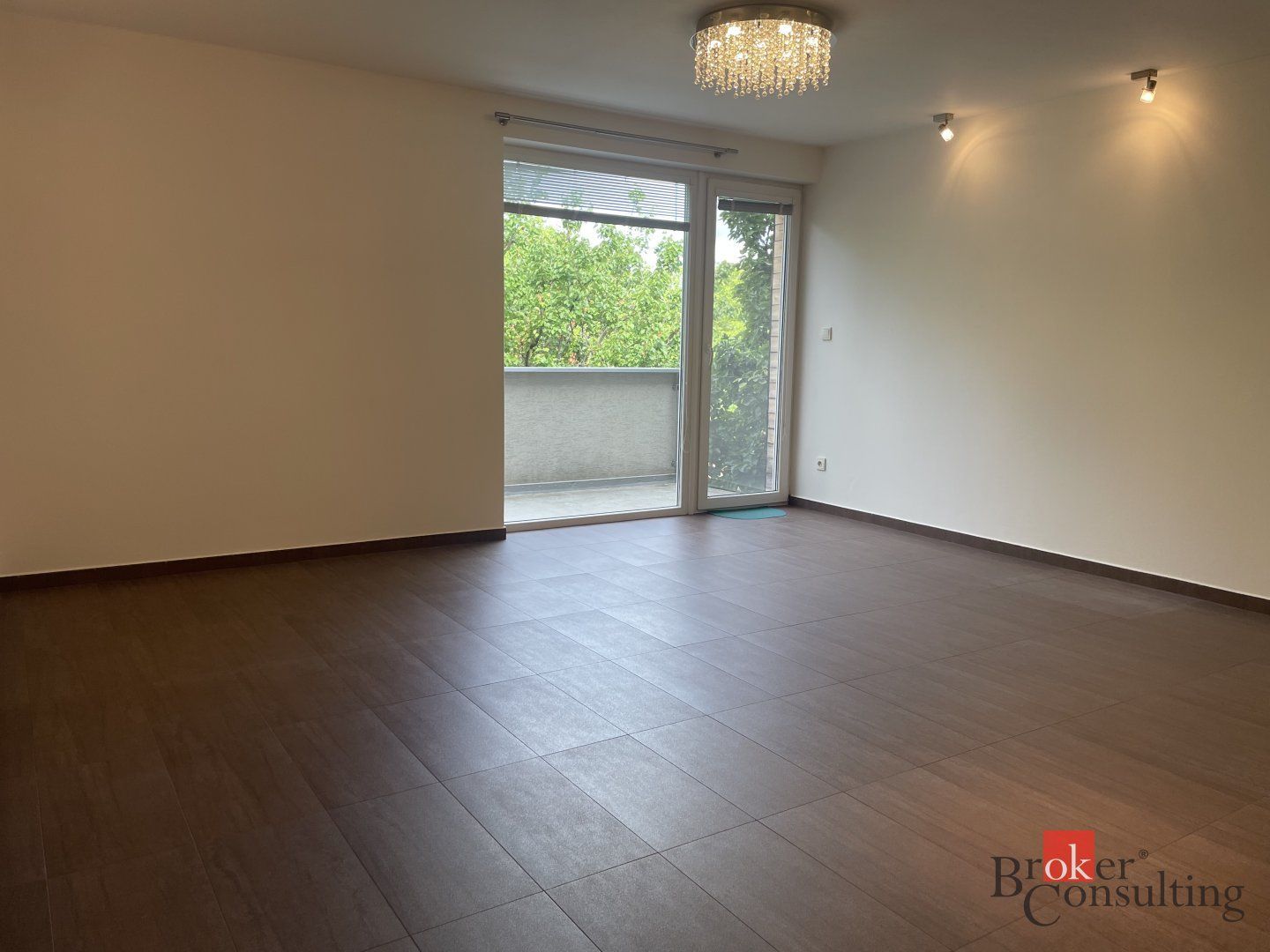 2-izbový príestranný byt s parkovaním Vajnory – foto 9