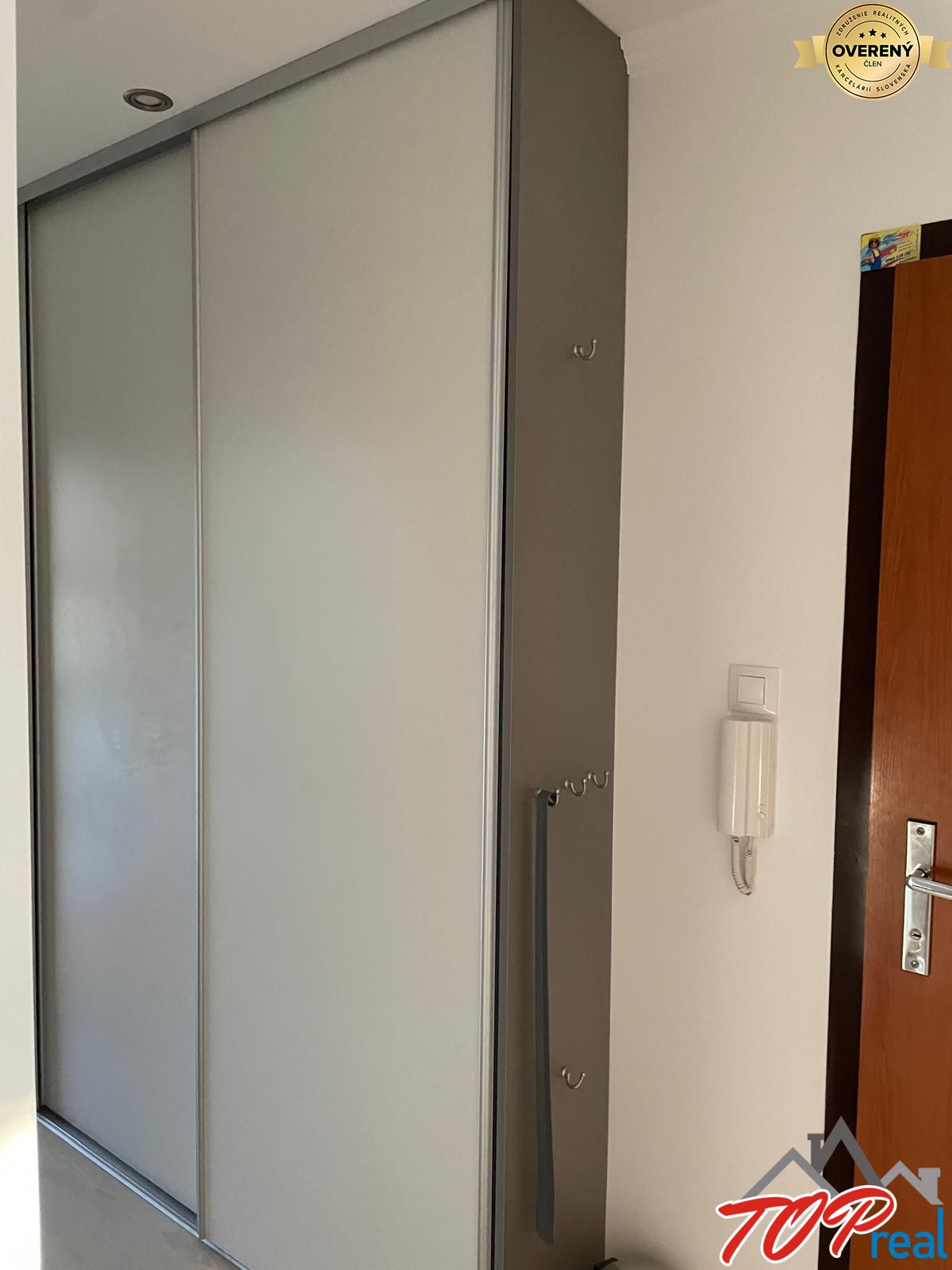 Nadštandardný 3 izbový byt po kompletnej rekonštrukcii – Študentská ul – foto 10