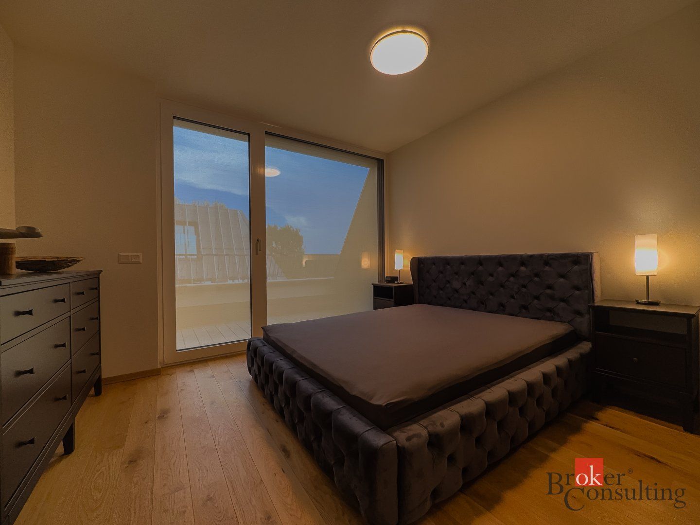 Elegantný 2i byt s lodžiou a výhľadom na Dunaj vo Vydrici – foto 10