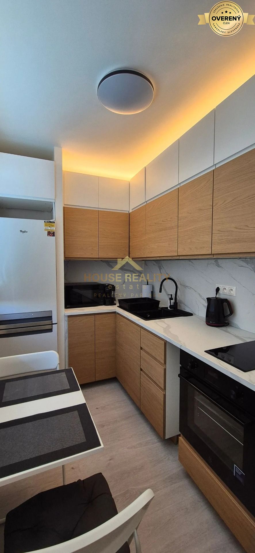 Prenájom štýlový 1 izbový byt, Nejedlého ul., Bratislava IV. Dúbravka – foto 10