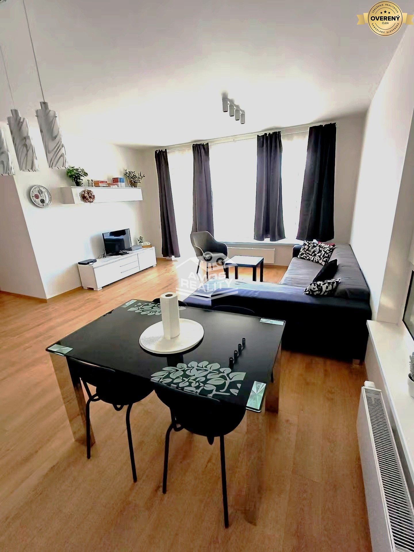 Predaj, 3 i byt s balkónom a garážovým státím, ul. Z. Shelingovej, DNV – foto 10