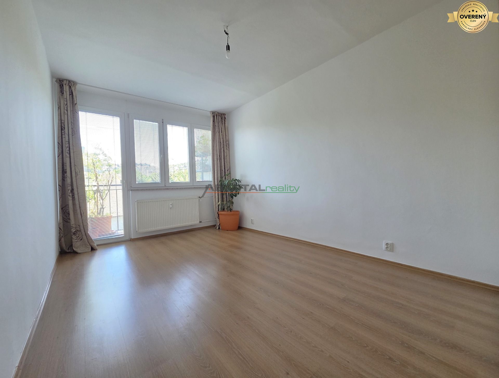 PREDAJ-Priestranný 2-i byt s 2 balkónmi, výhľad do zelene, Sibírska-BA – foto 7
