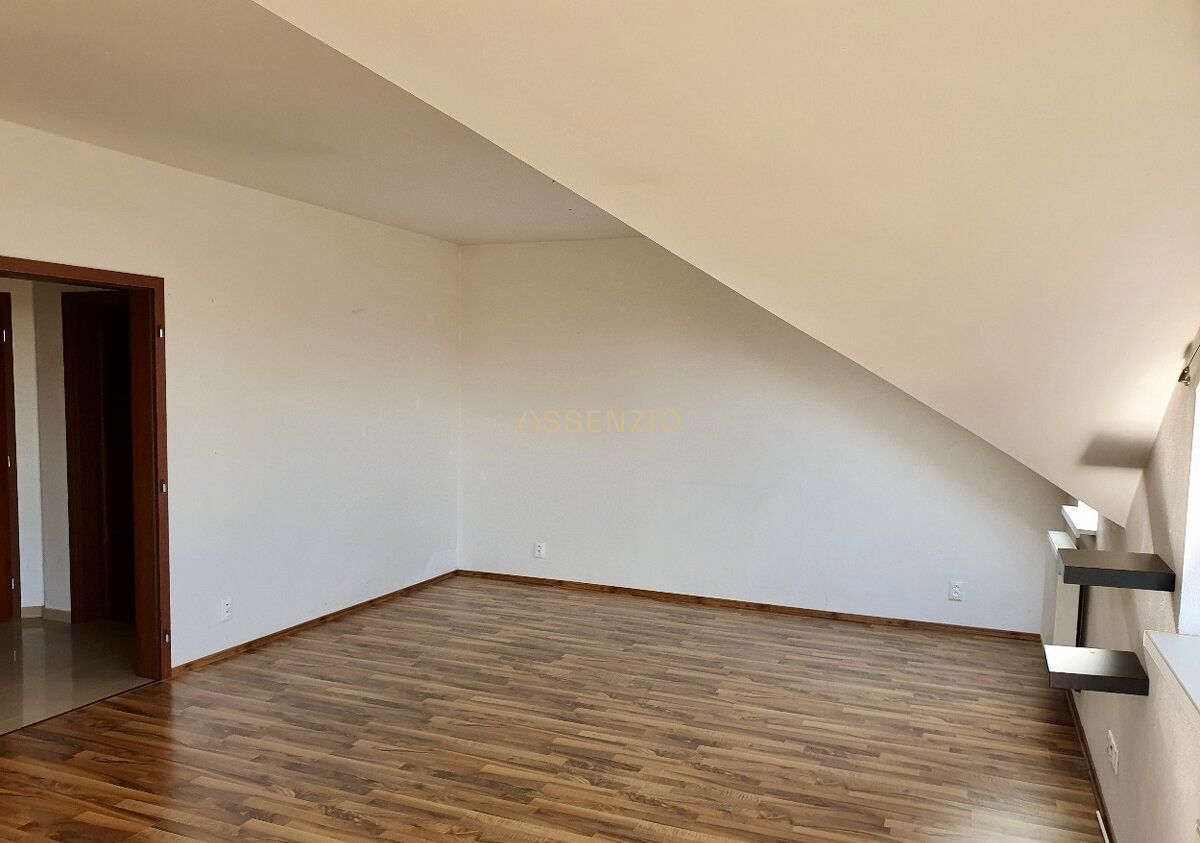 1-izbový byt s balkónom a garážovým státím | Ruzinov – foto 4