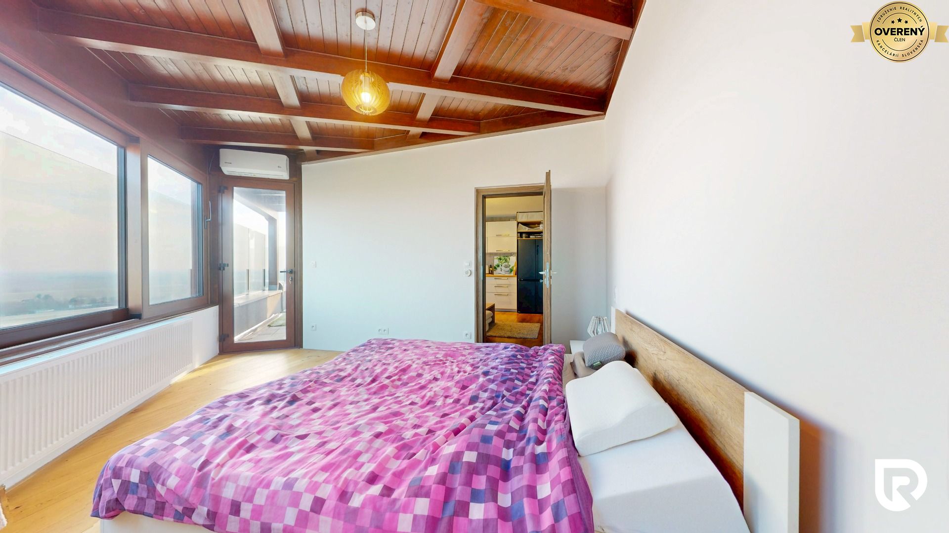Luxusný 3i byt s panoramatickými výhľadmi a 22 m² terasou – foto 4